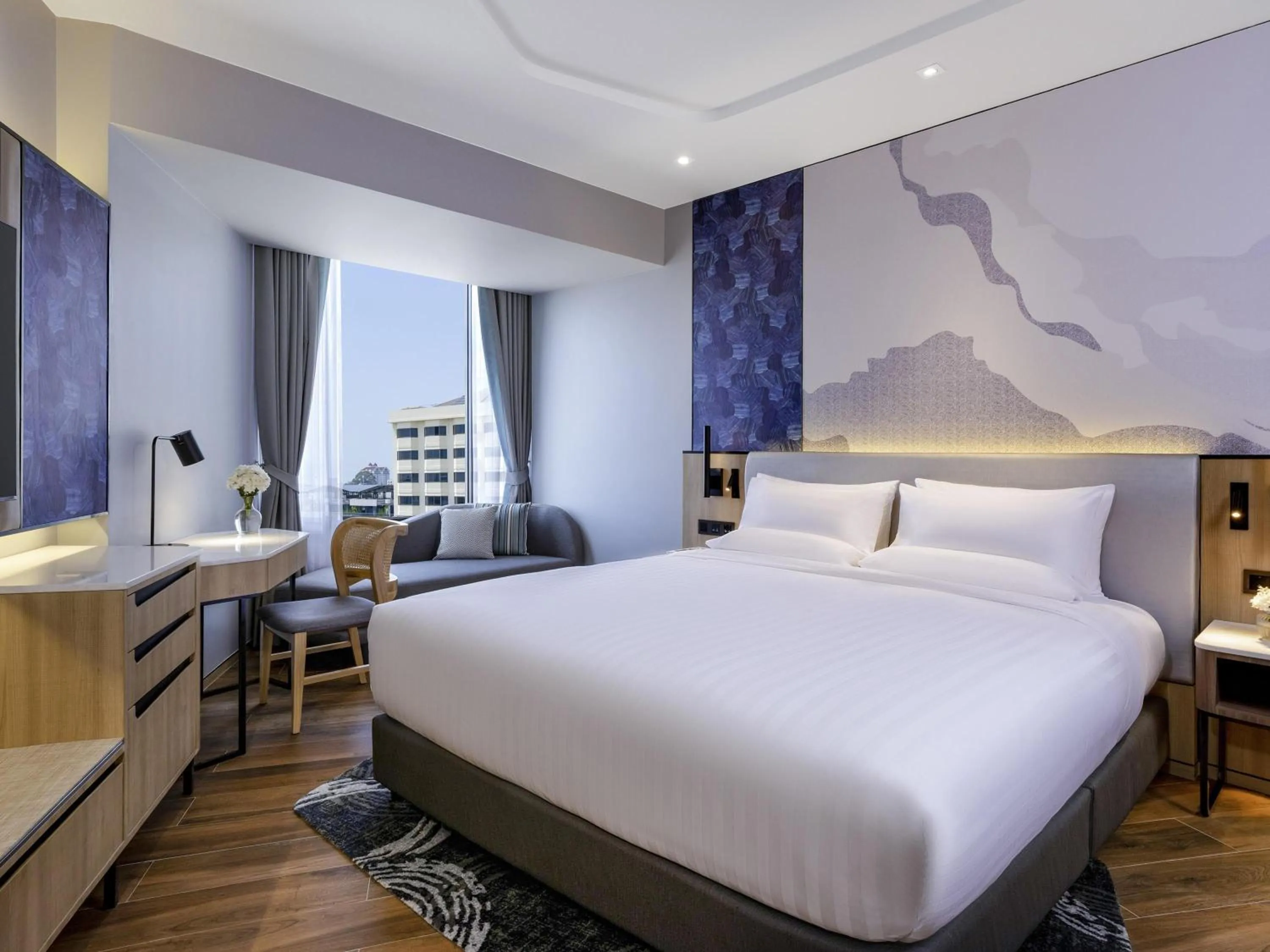 Bedroom, Bed in Novotel Rayong Star Convention Centre