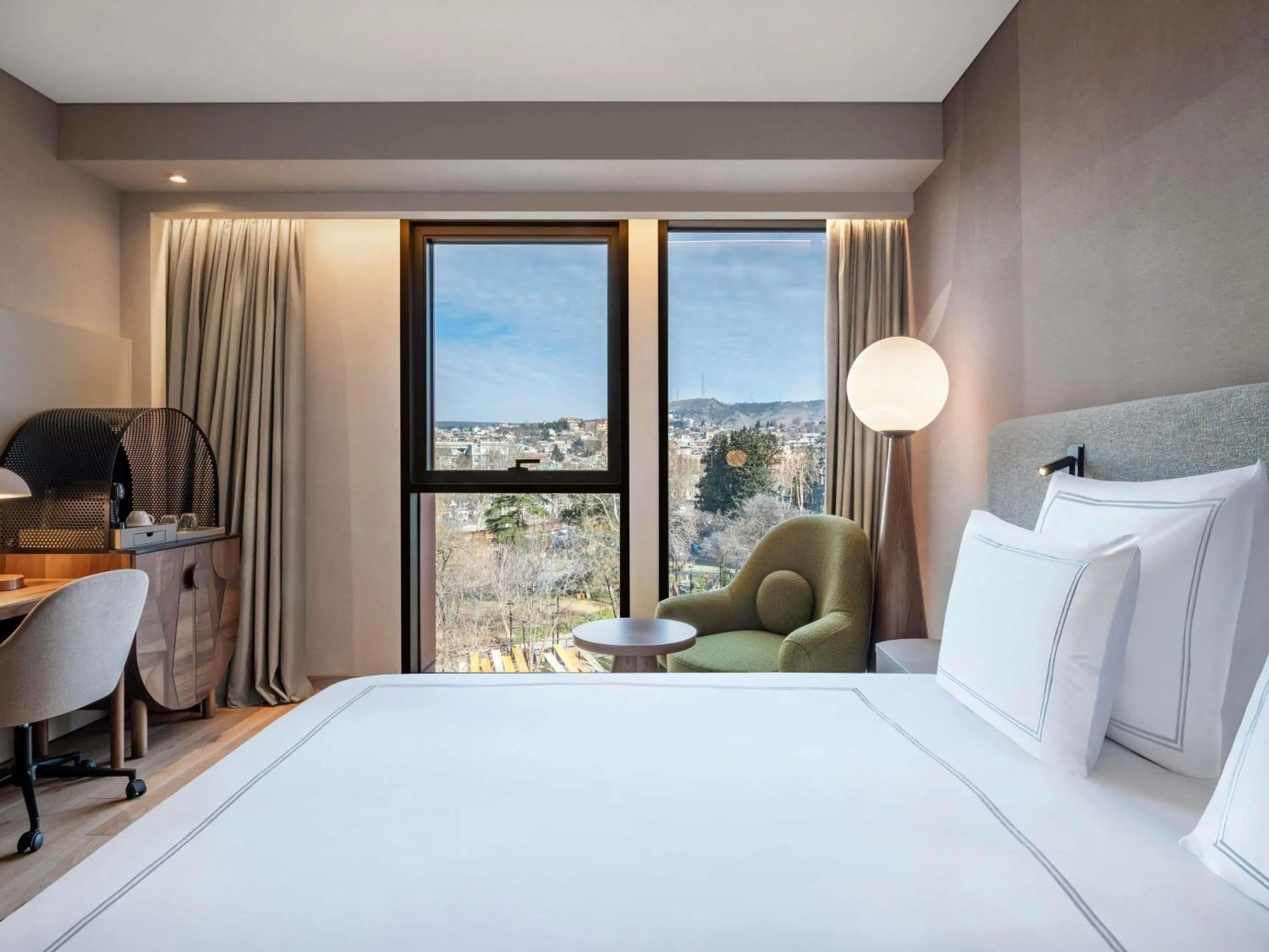 Bedroom, Bed in Swissôtel Tbilisi