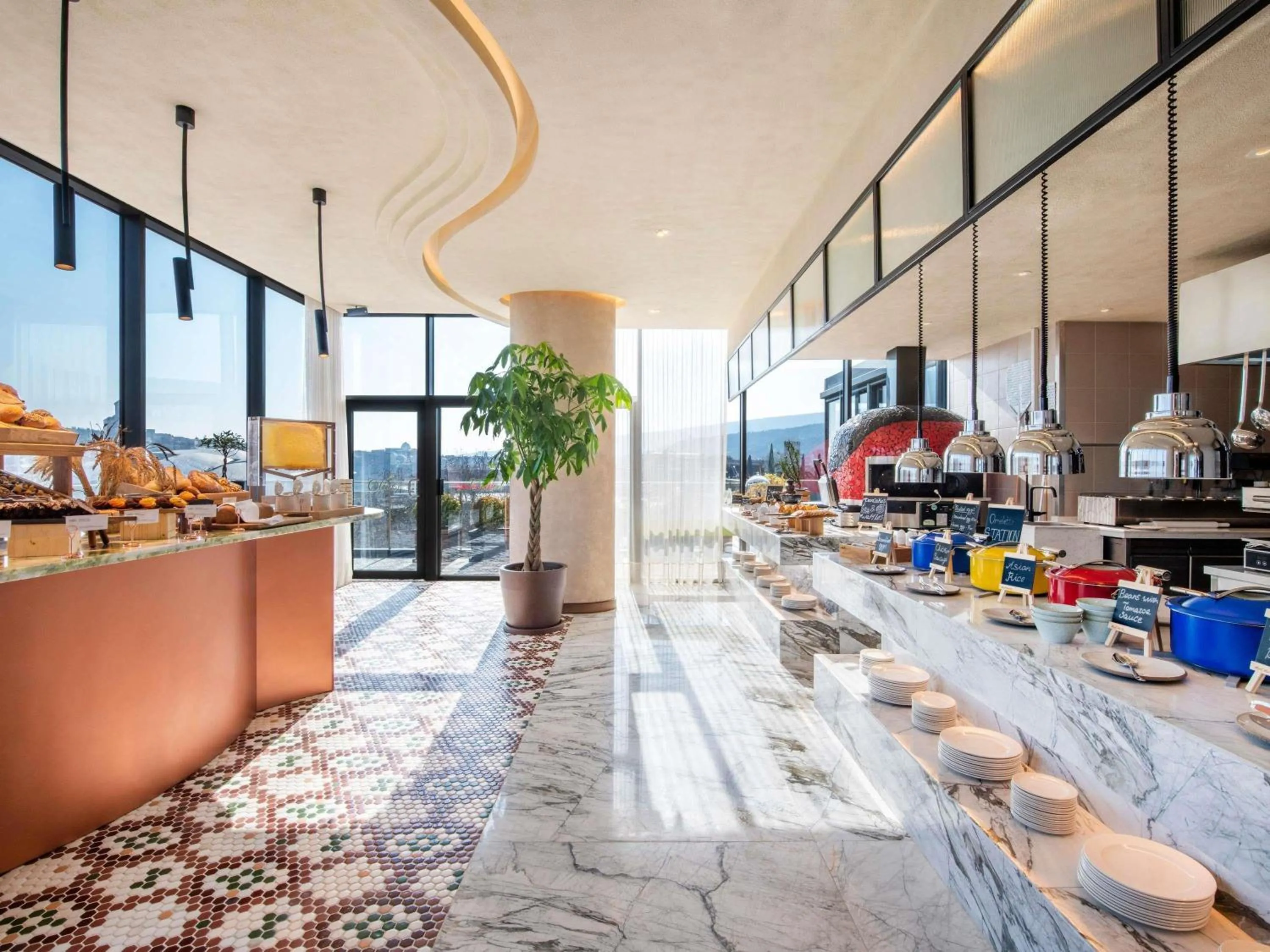 Breakfast in Swissôtel Tbilisi