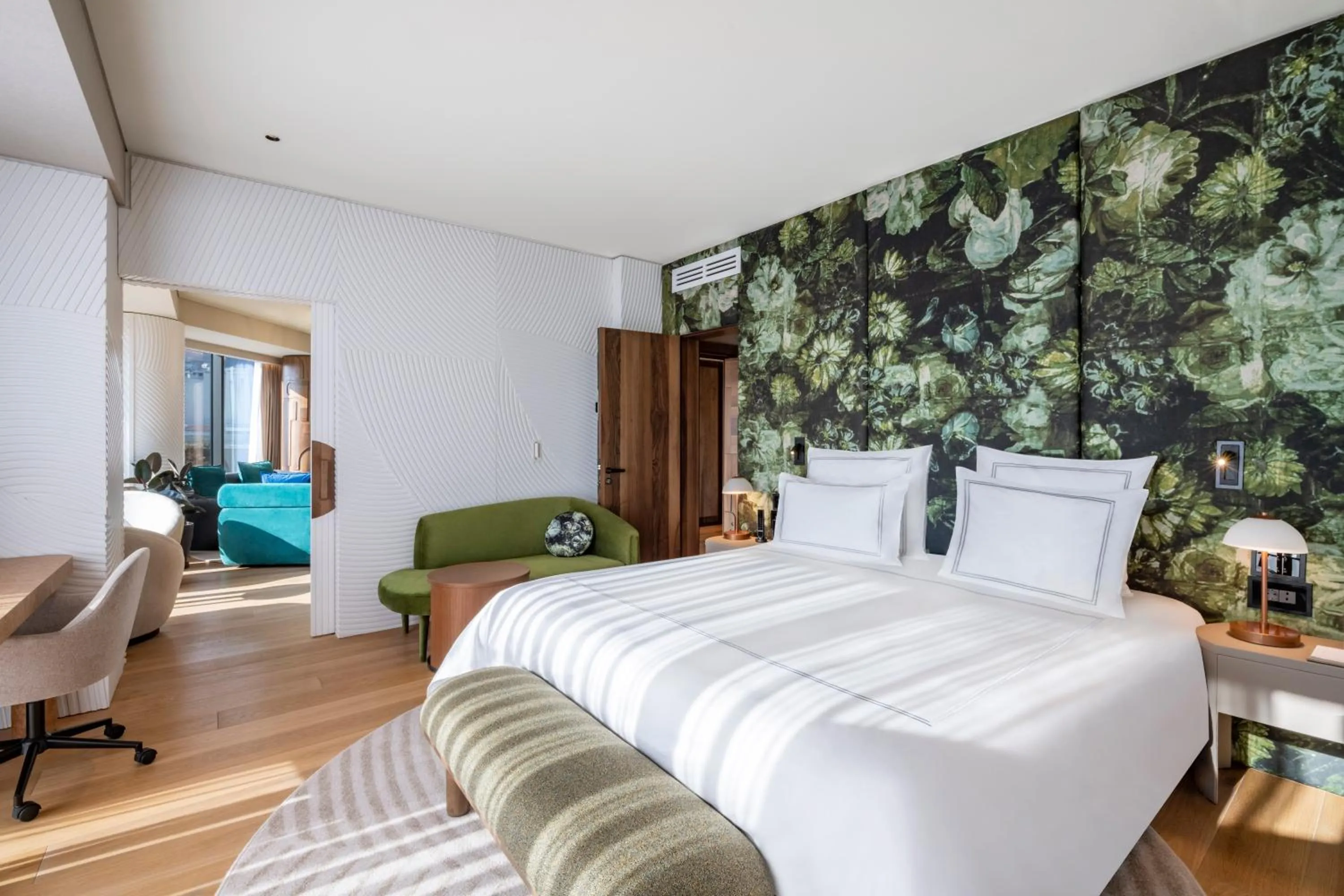 Bed in Swissôtel Tbilisi