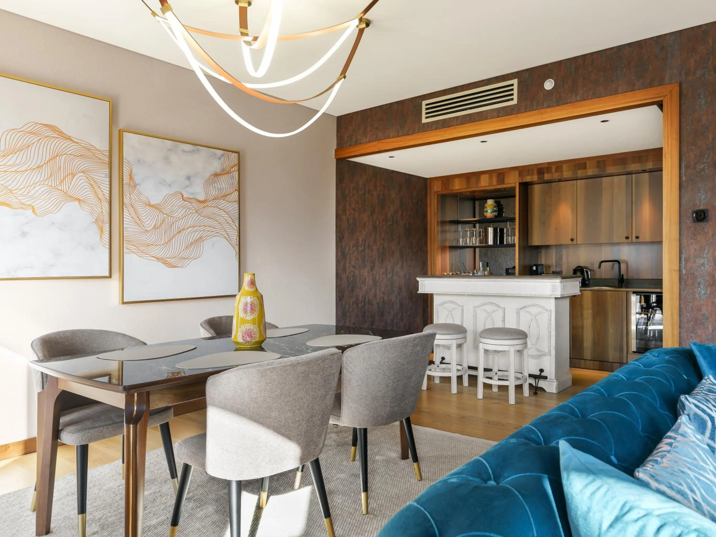 Dining area in Swissôtel Tbilisi