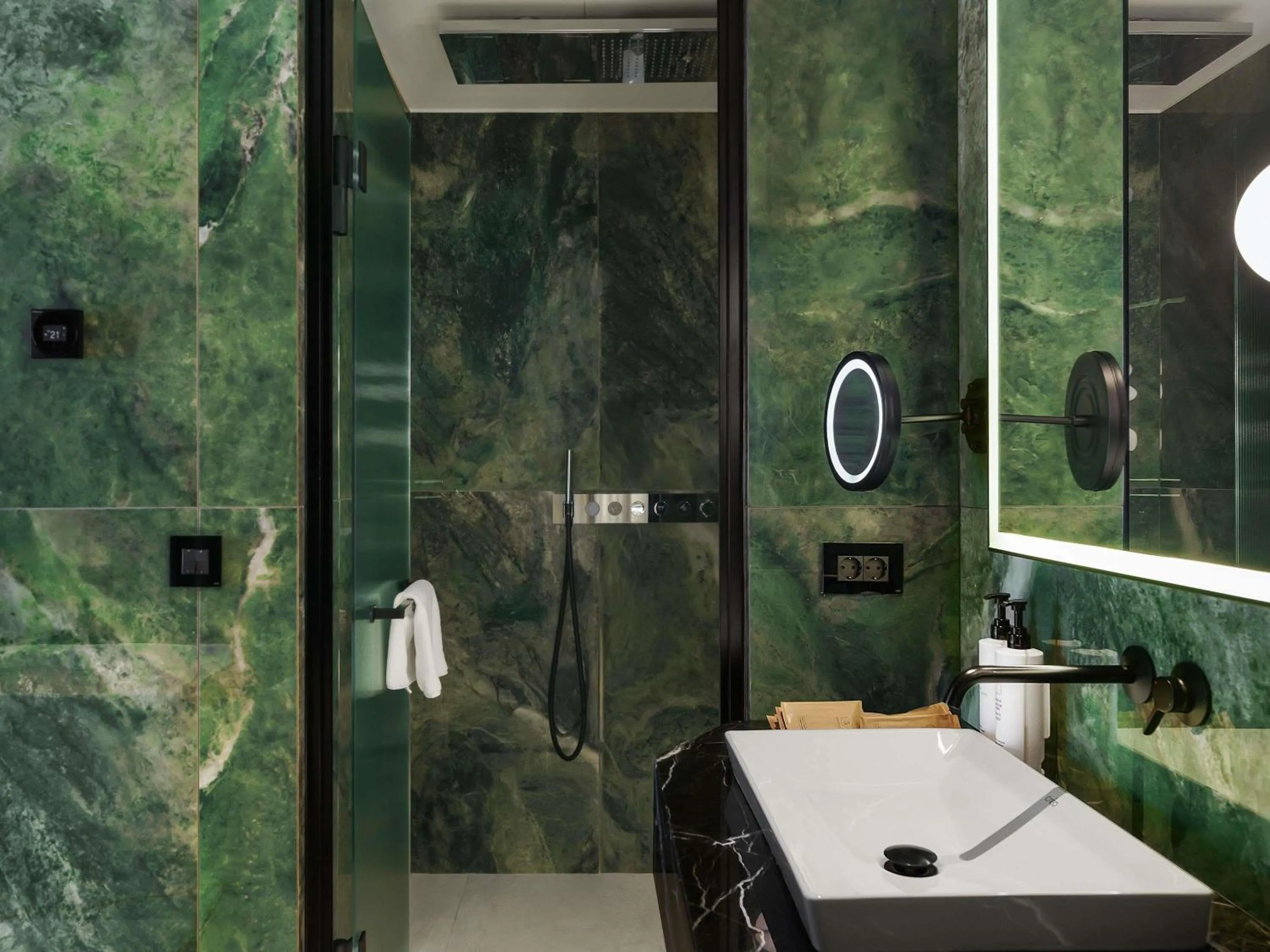 Bedroom in Swissôtel Tbilisi