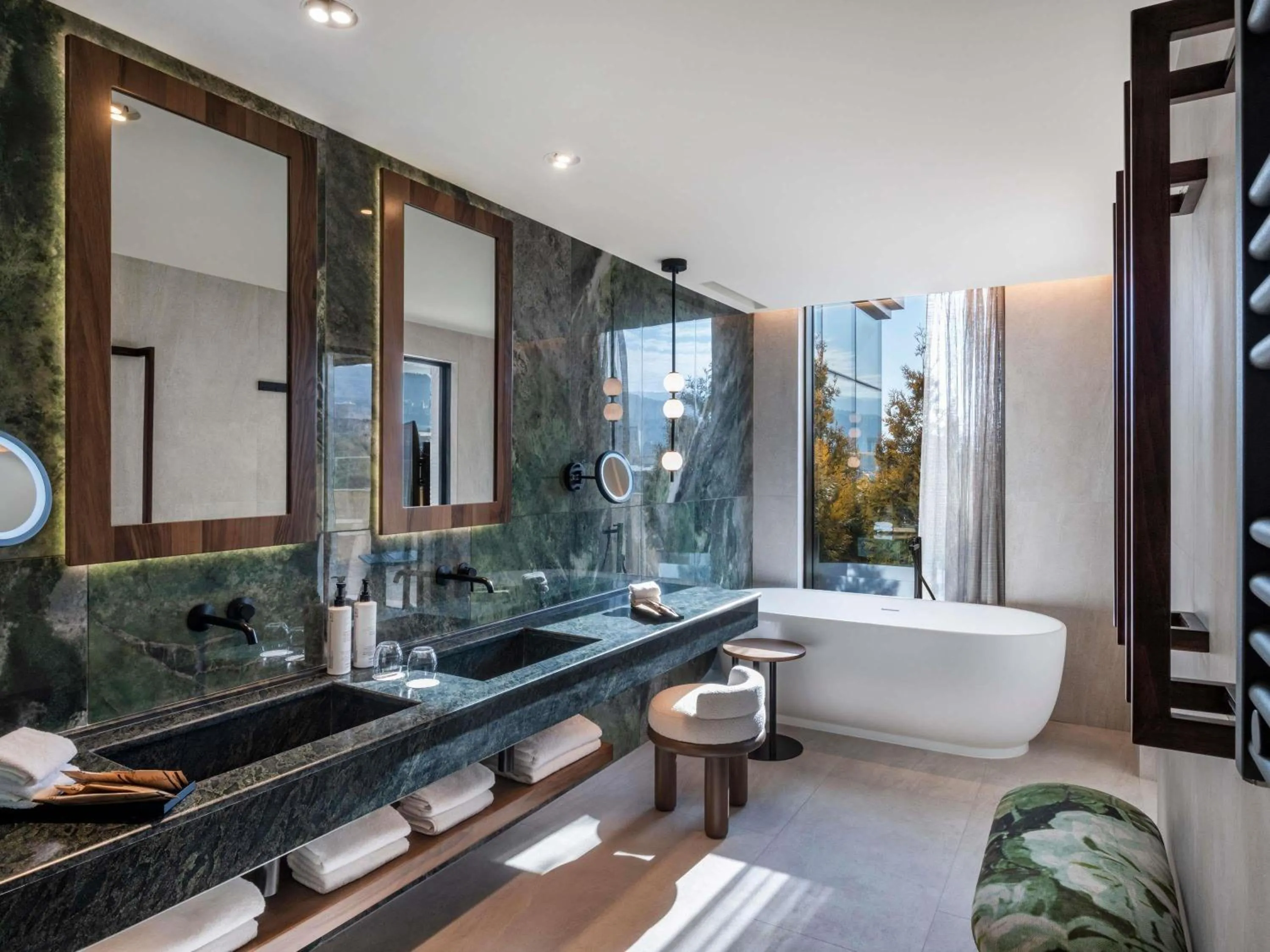 Bedroom in Swissôtel Tbilisi