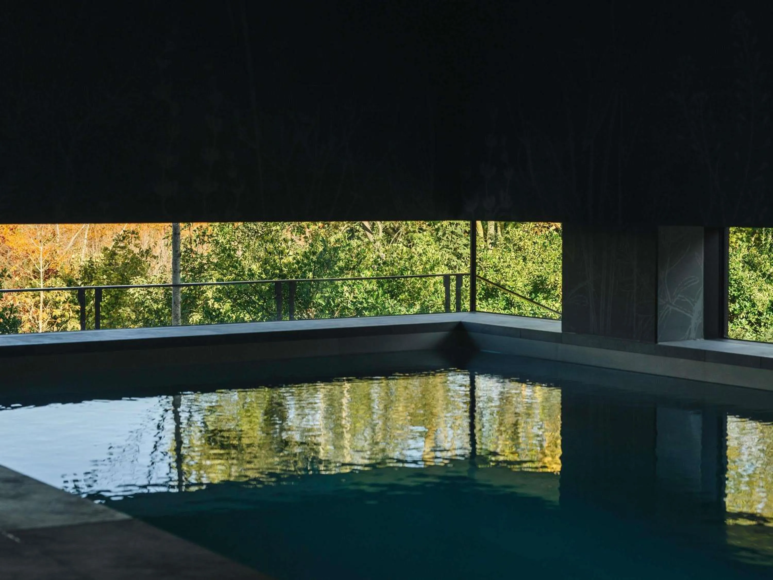Pool view in Domaine de la Reine Margot Paris-Issy - MGallery Collection