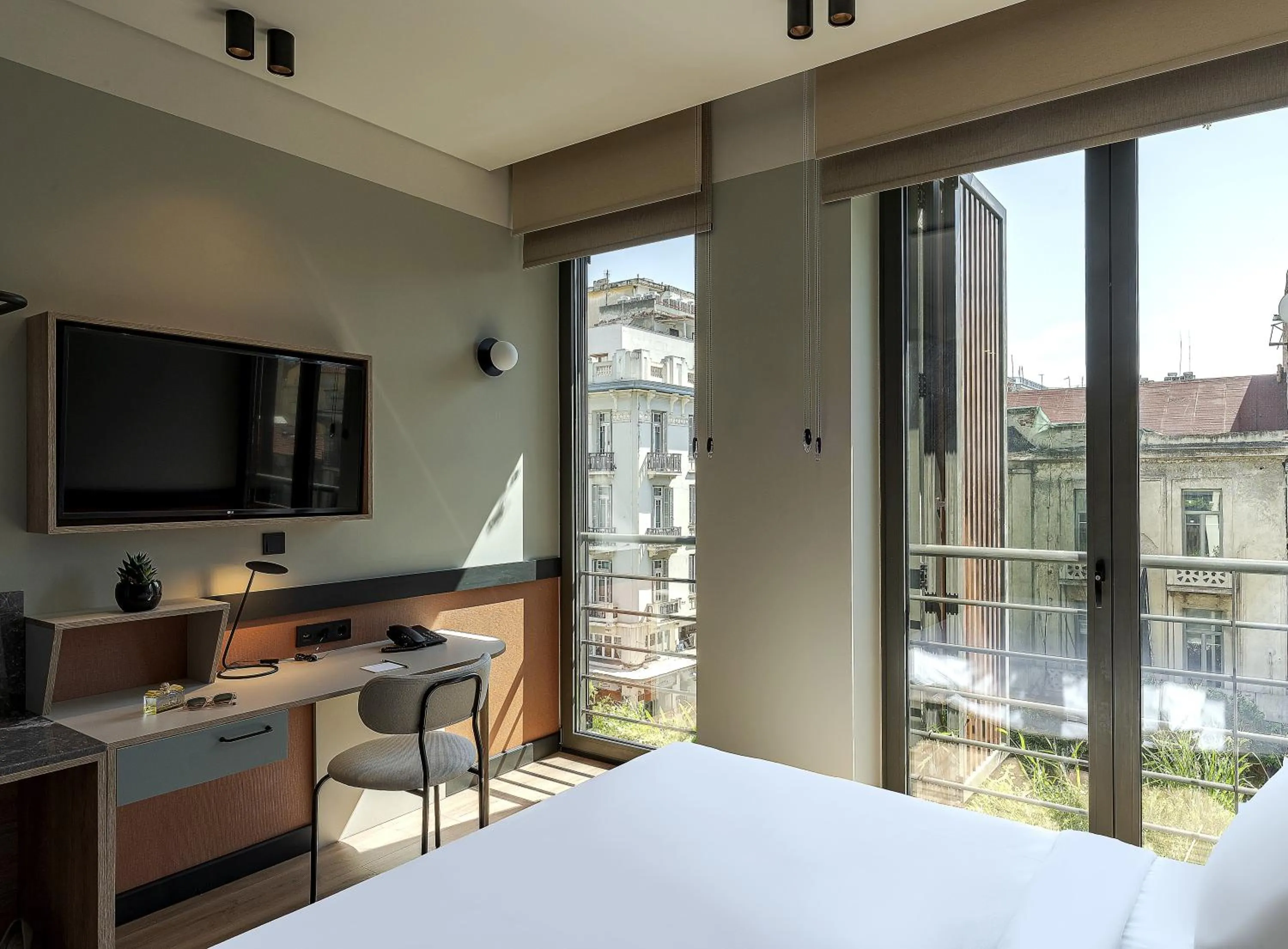 Bed in Thirtynine Urban Stay