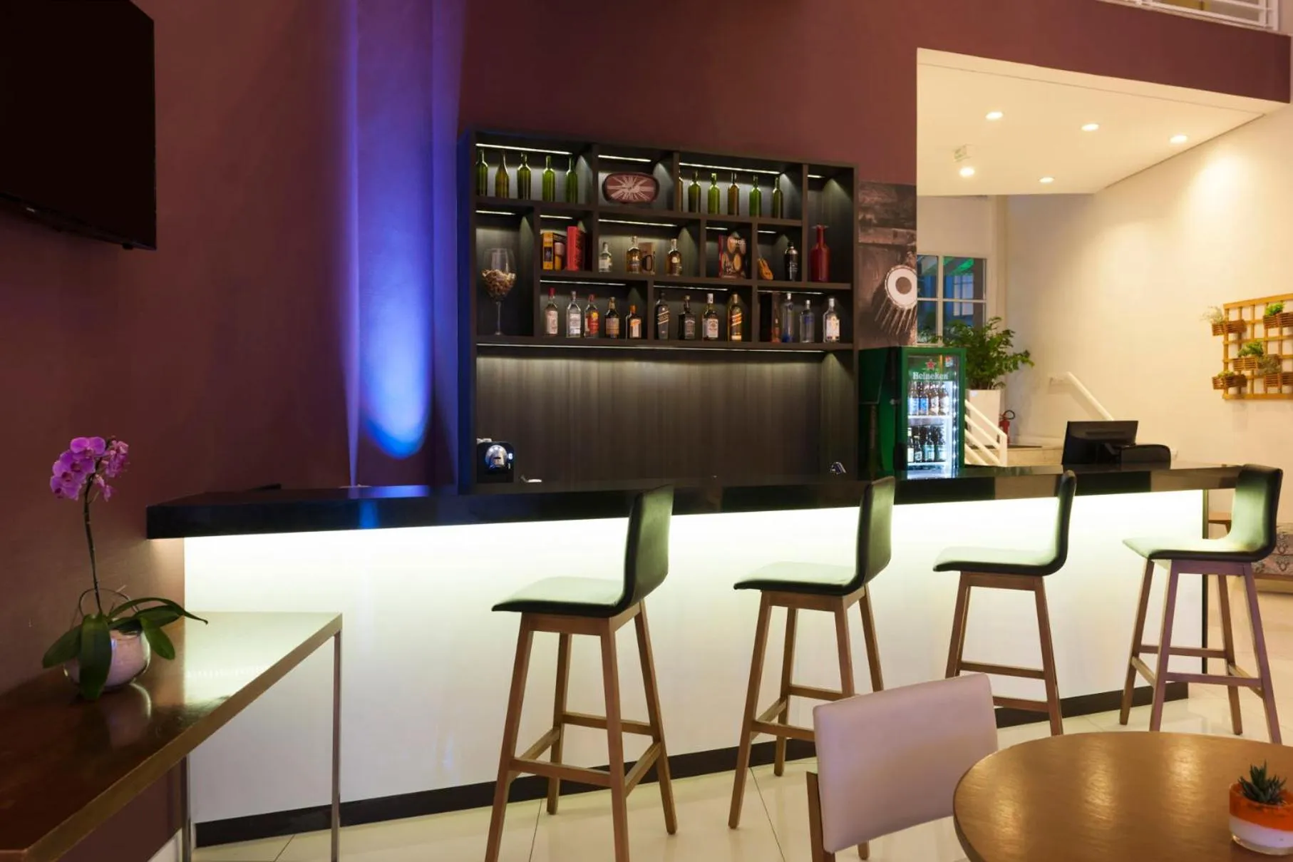 Lounge or bar in Mercure Campinas