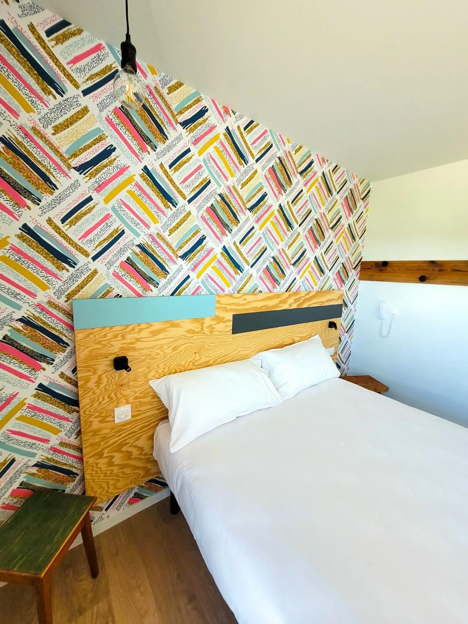 Bedroom, Bed in greet hotel Castets Coeur des Landes