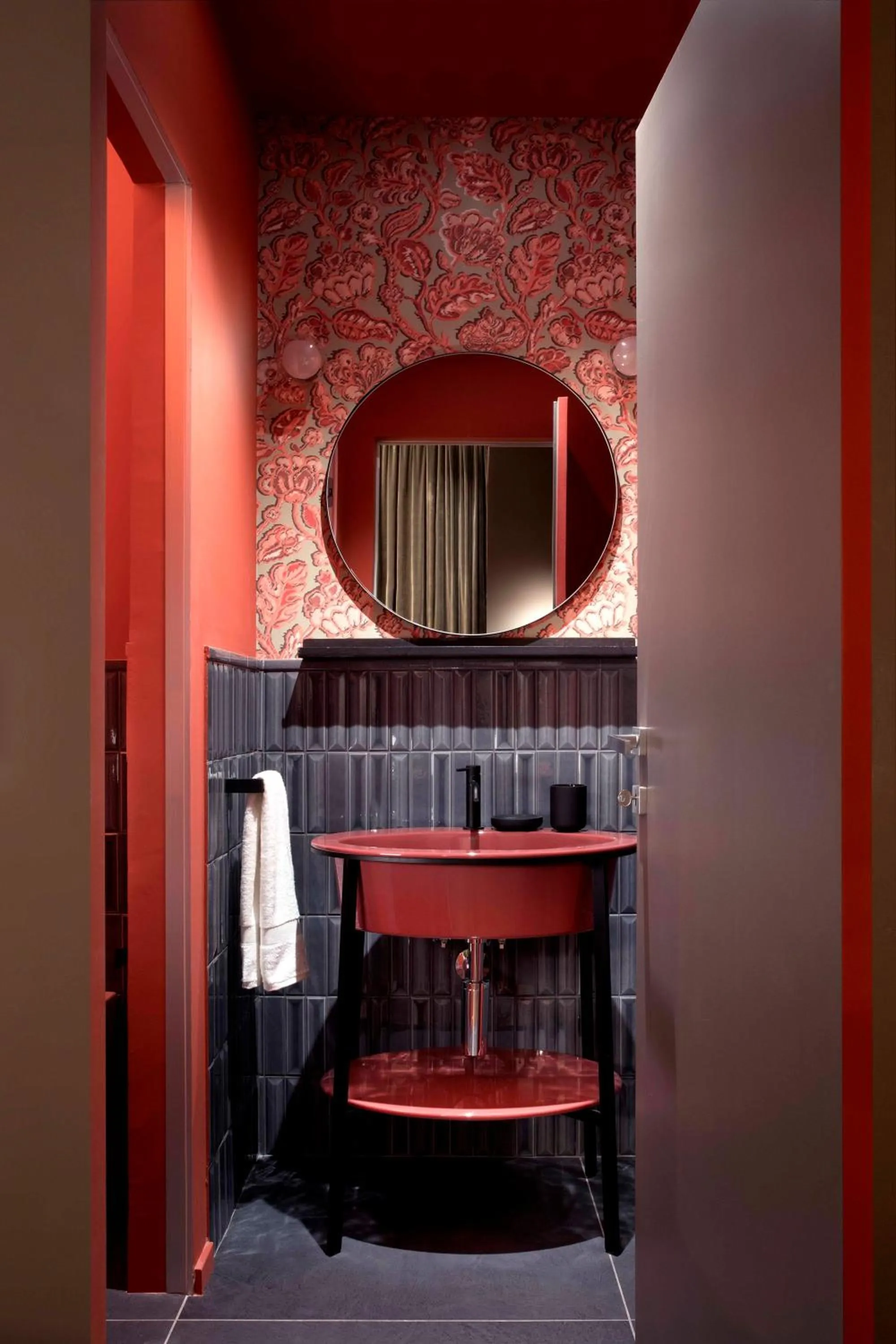 Bathroom, Bed in Agora' - Boutique Stays