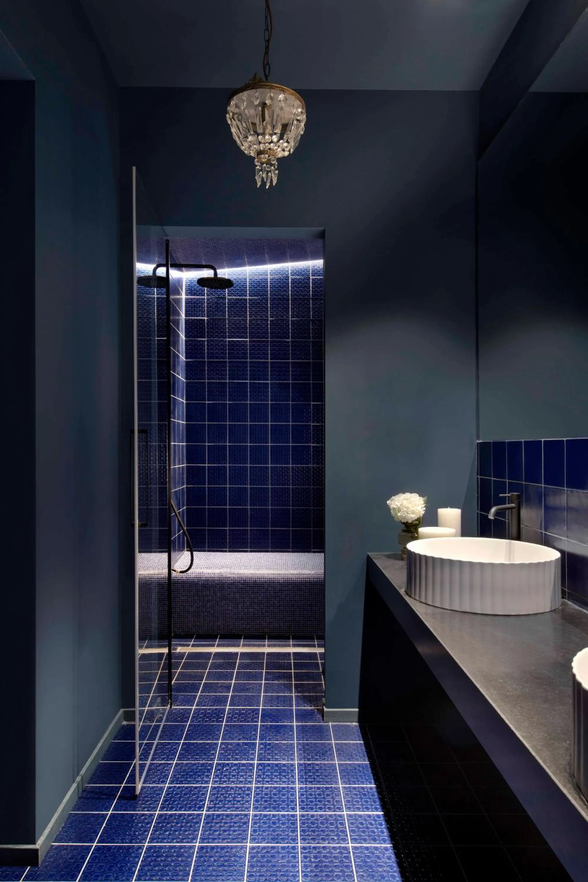 Shower in Agora' - Boutique Stays