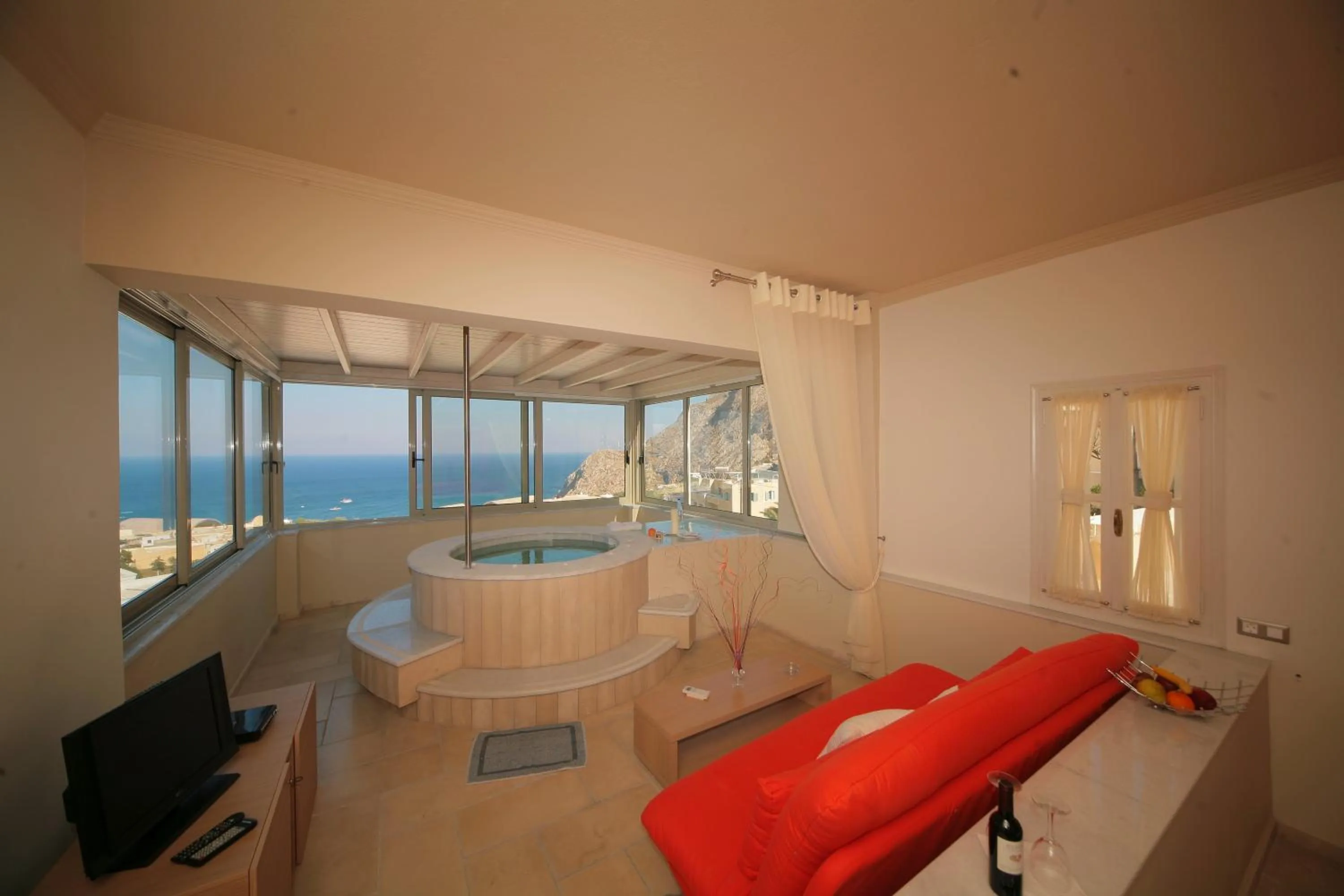 Photo of the whole room in Antinea Suites Hotel & Spa