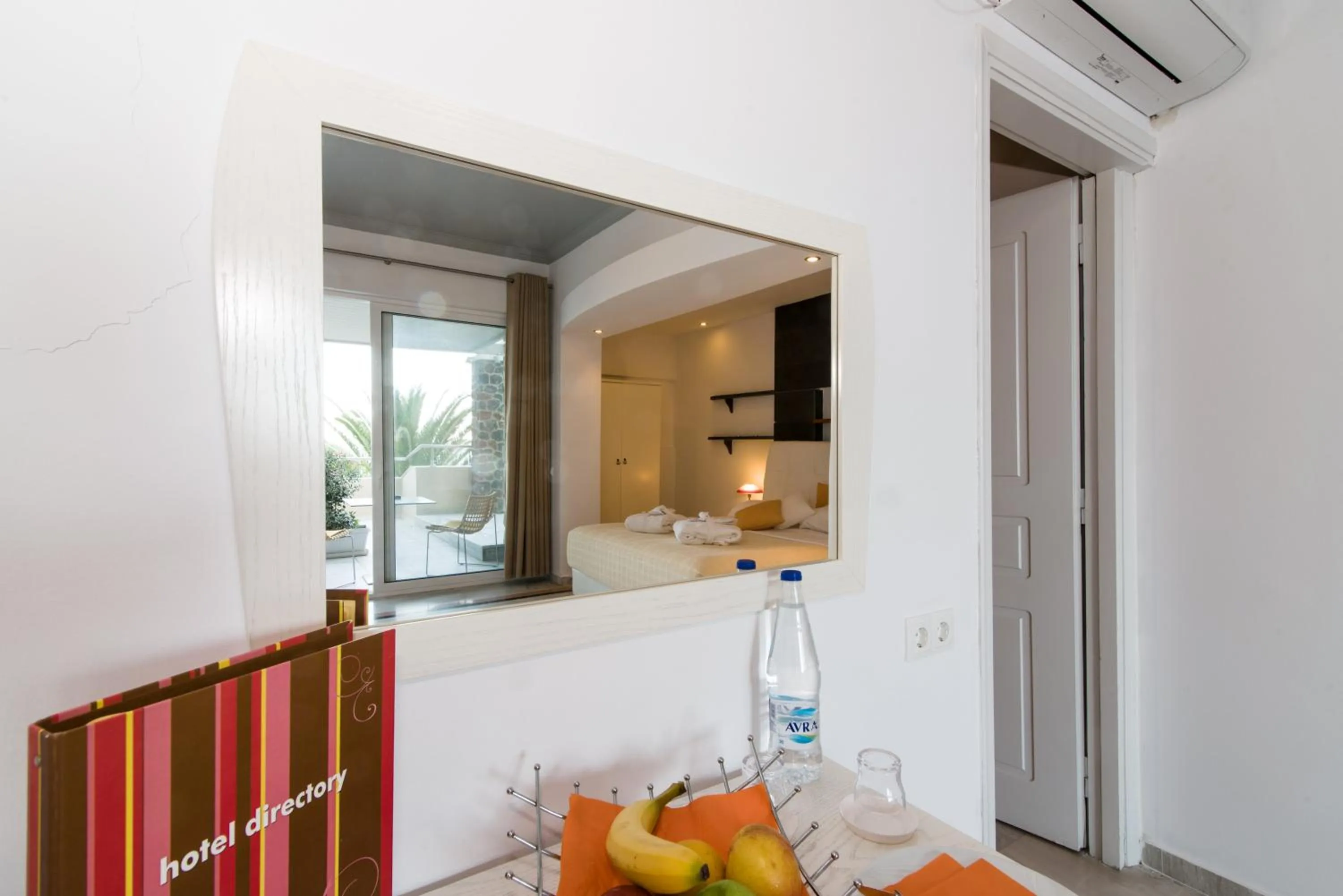 Photo of the whole room in Antinea Suites Hotel & Spa