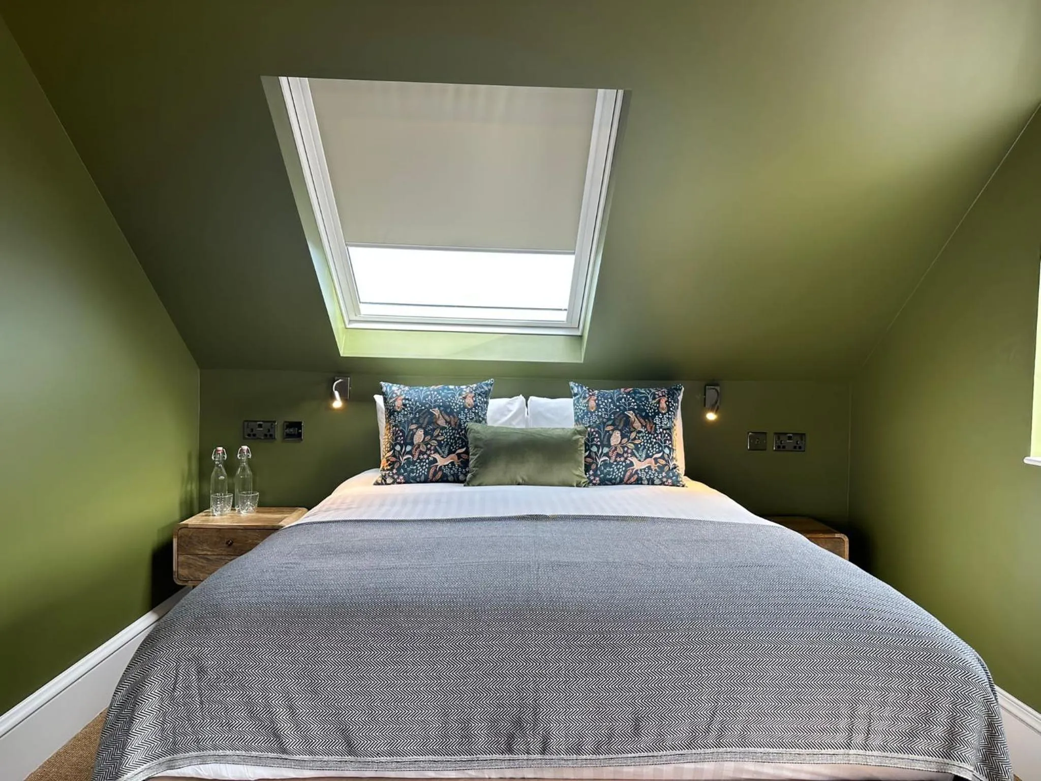 Bed in Rooms Above Sugar Boat