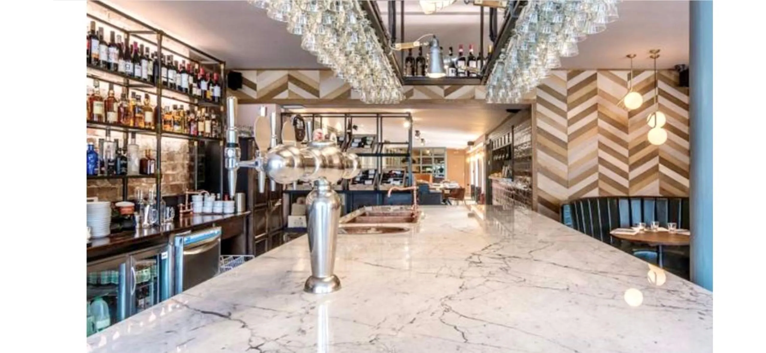 Rooms Above Sugar Boat