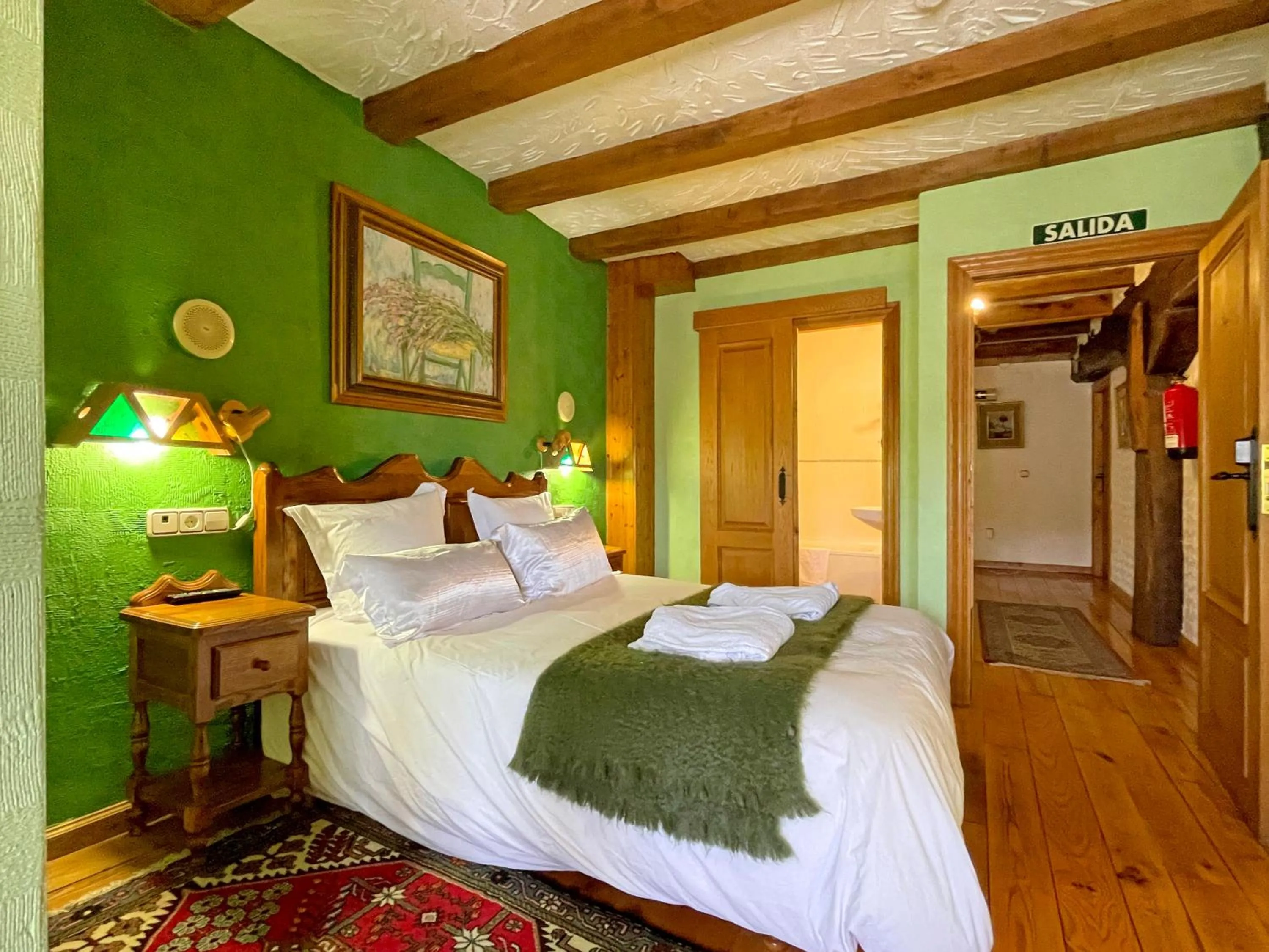 Photo of the whole room, Bed in Hotel Peruskenea