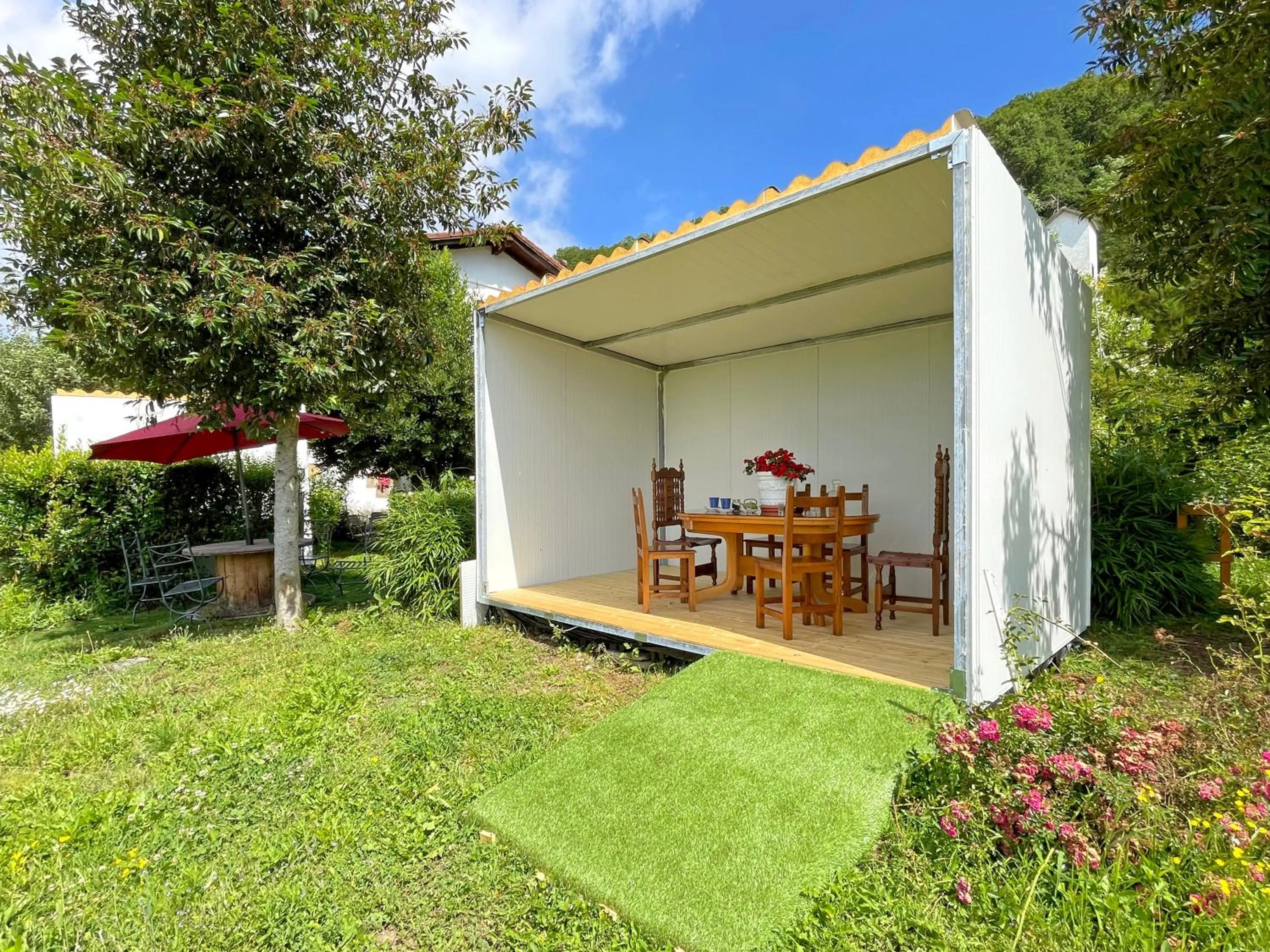 Patio in Hotel Peruskenea