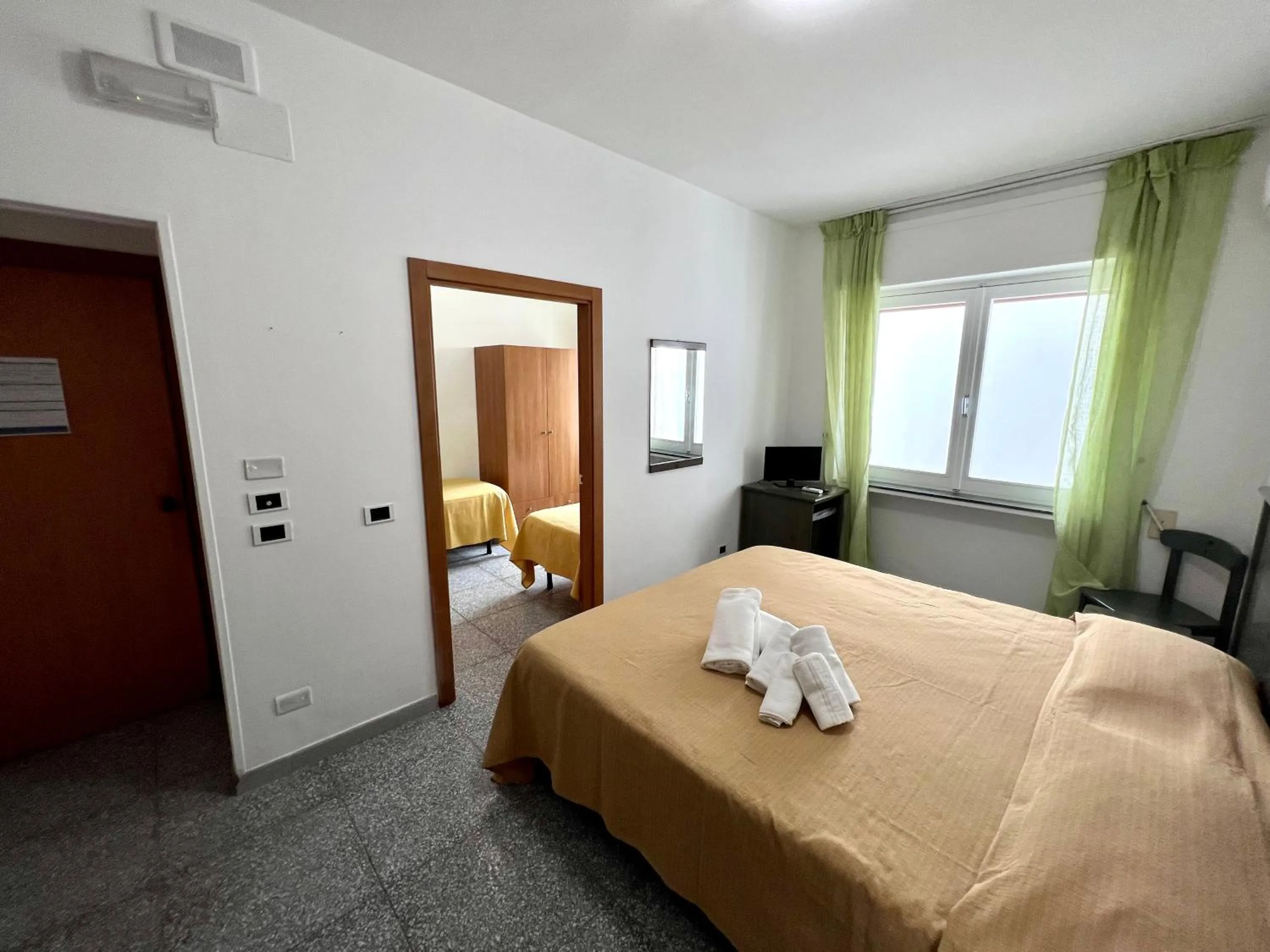 Bed in Hotel Minerva