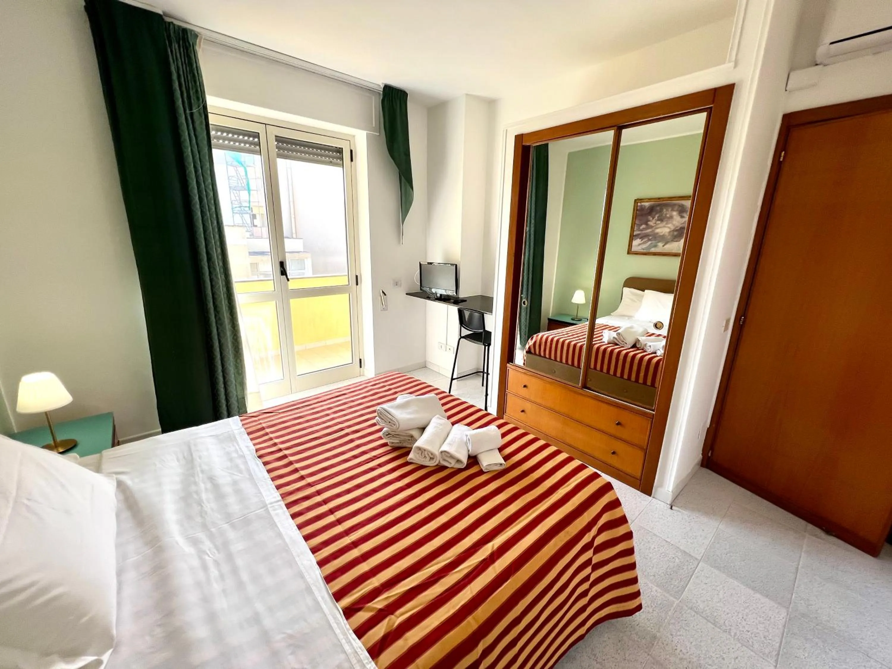 Bed in Hotel Minerva