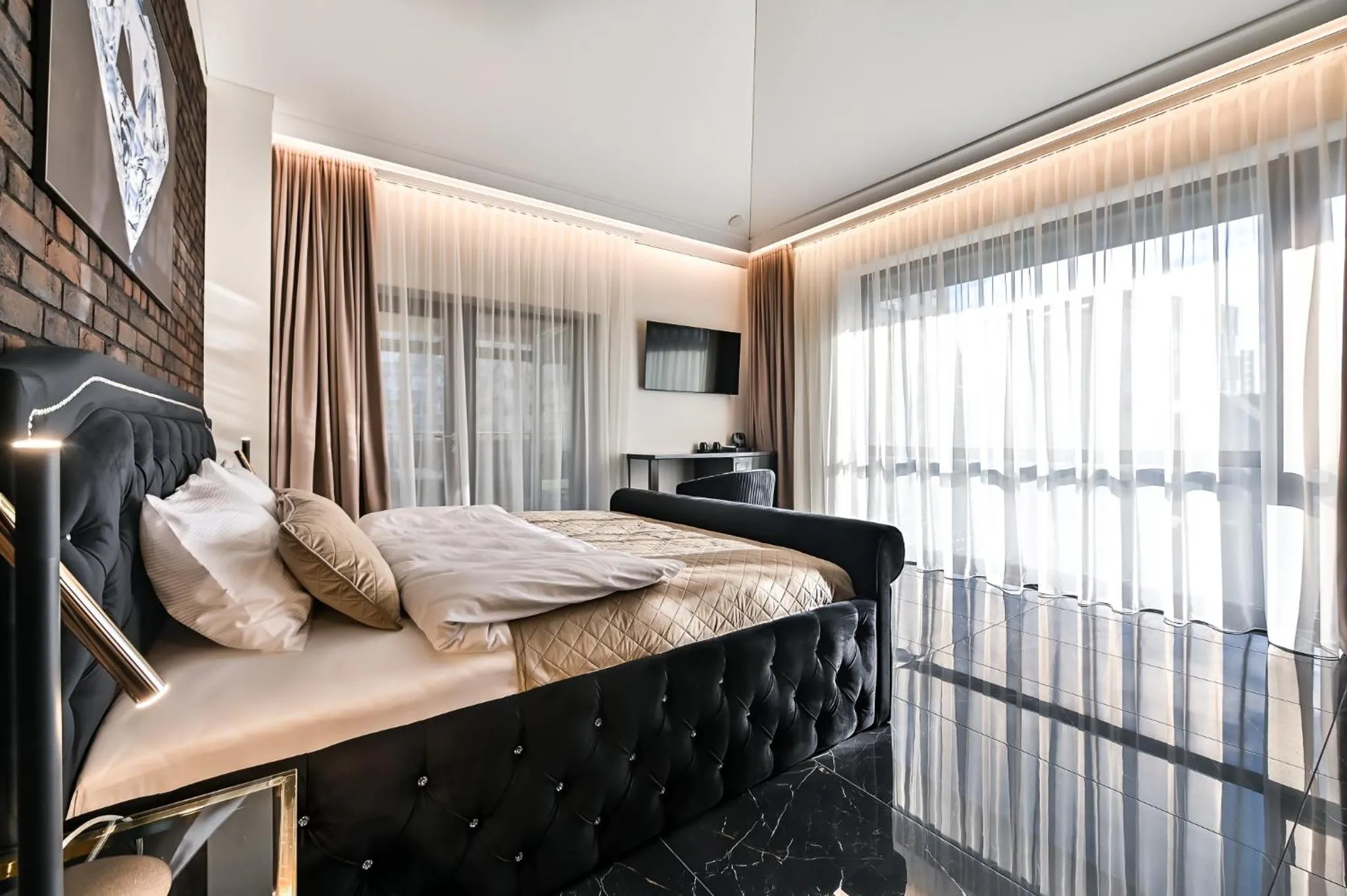 Diamond svečių namai