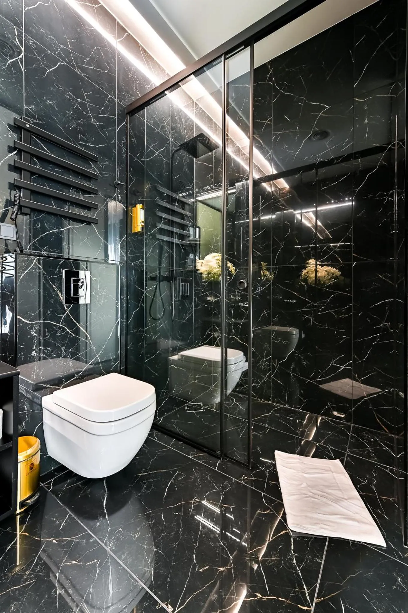 Diamond svečių namai