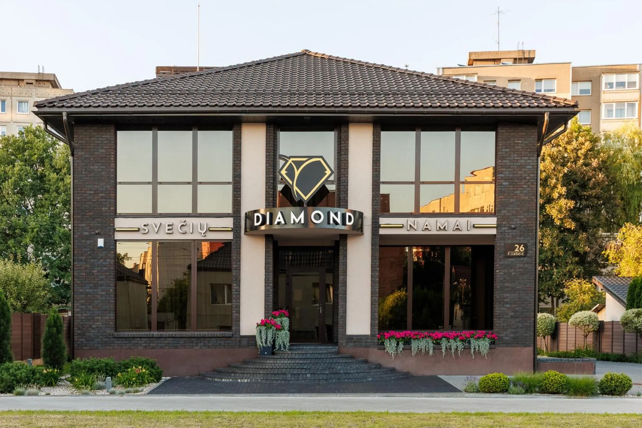 Property building in Diamond svečių namai