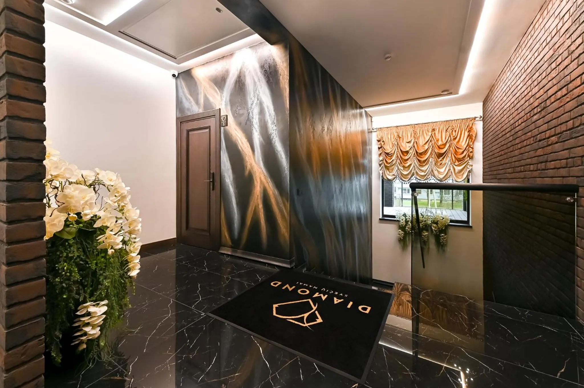 Diamond svečių namai