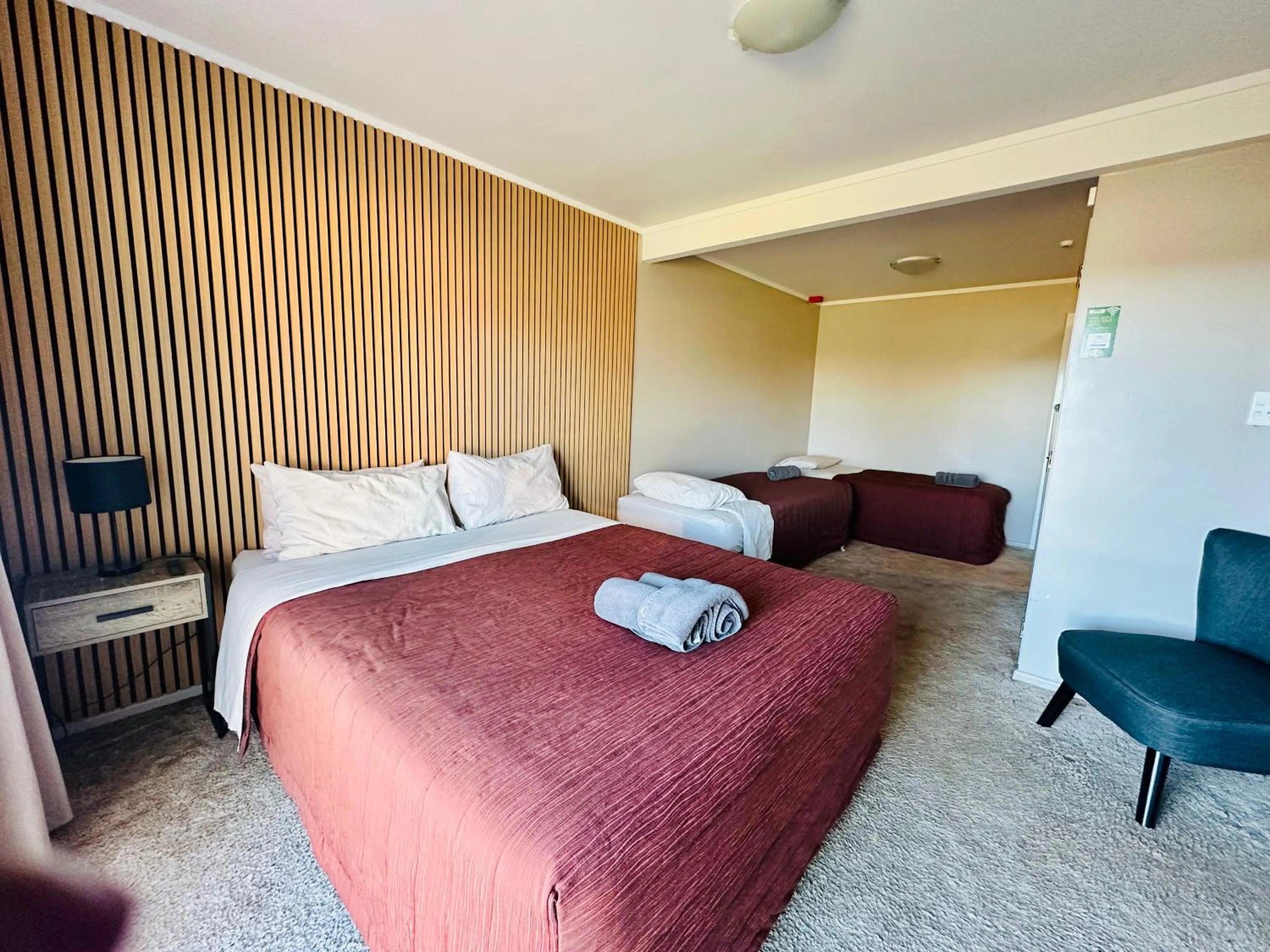 Bed in The Crossing Lodge & Backpackers