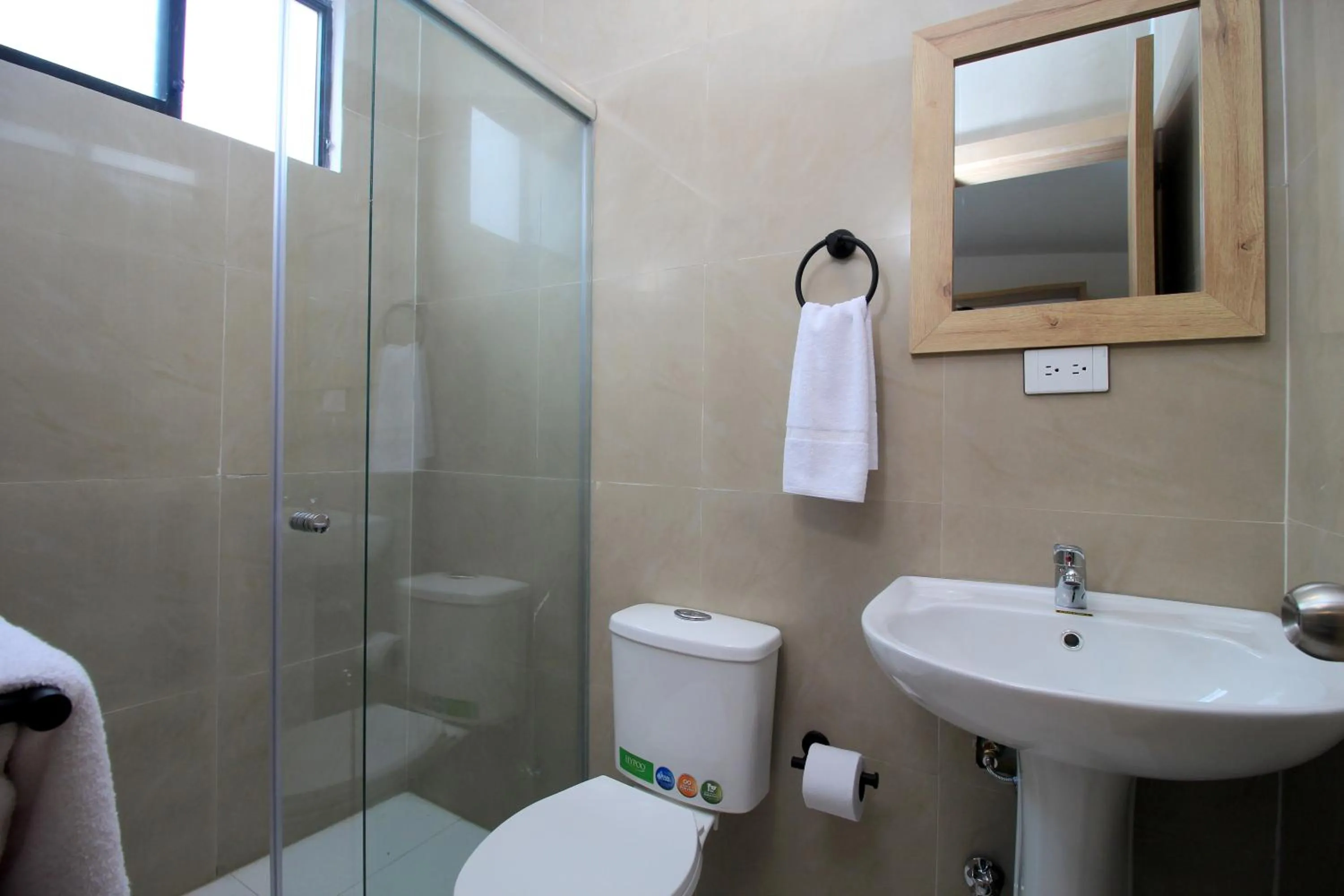 Shower in Apart Hotel Casa Blanca