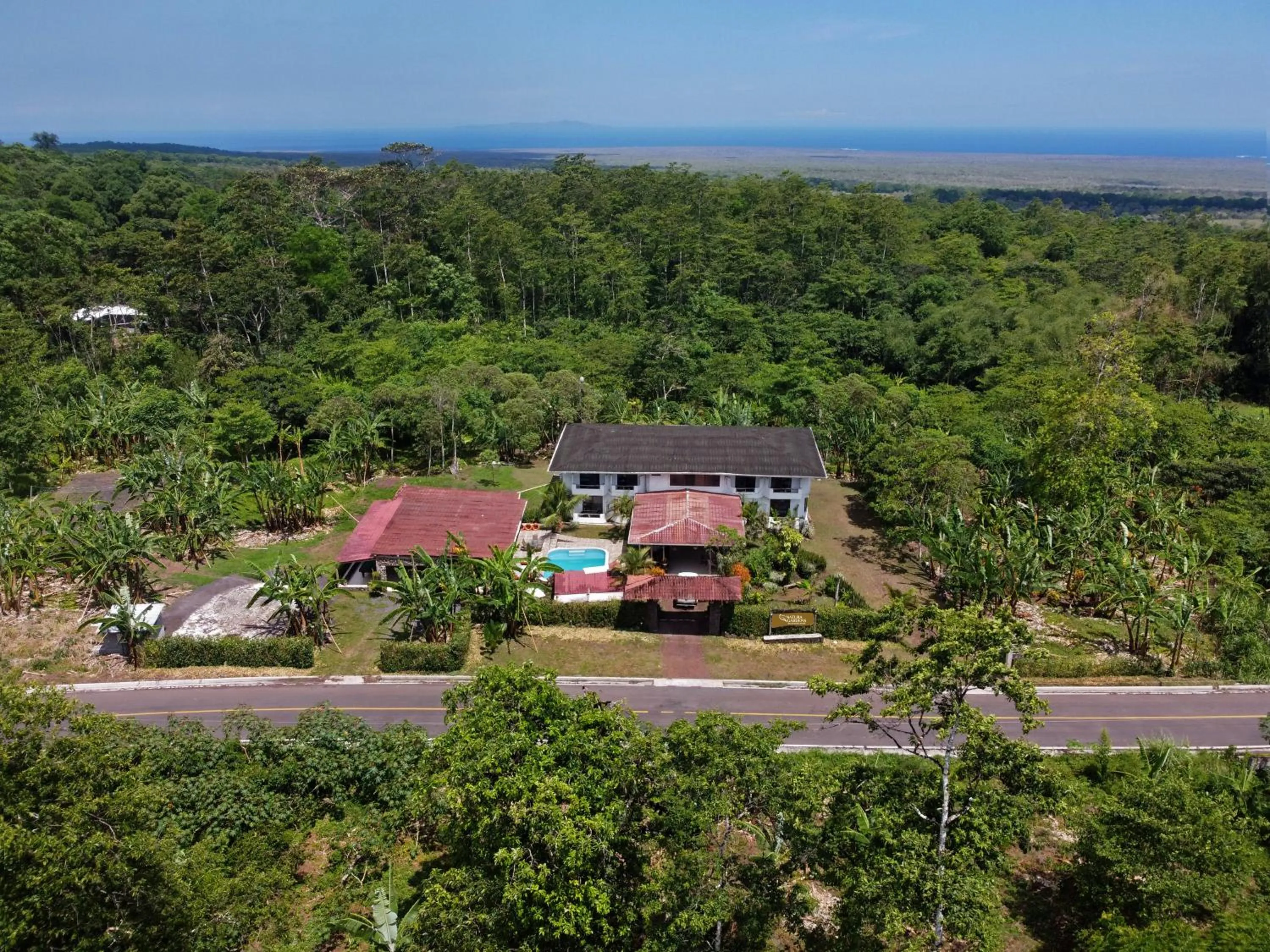 Property building in Natura Gardens Galápagos