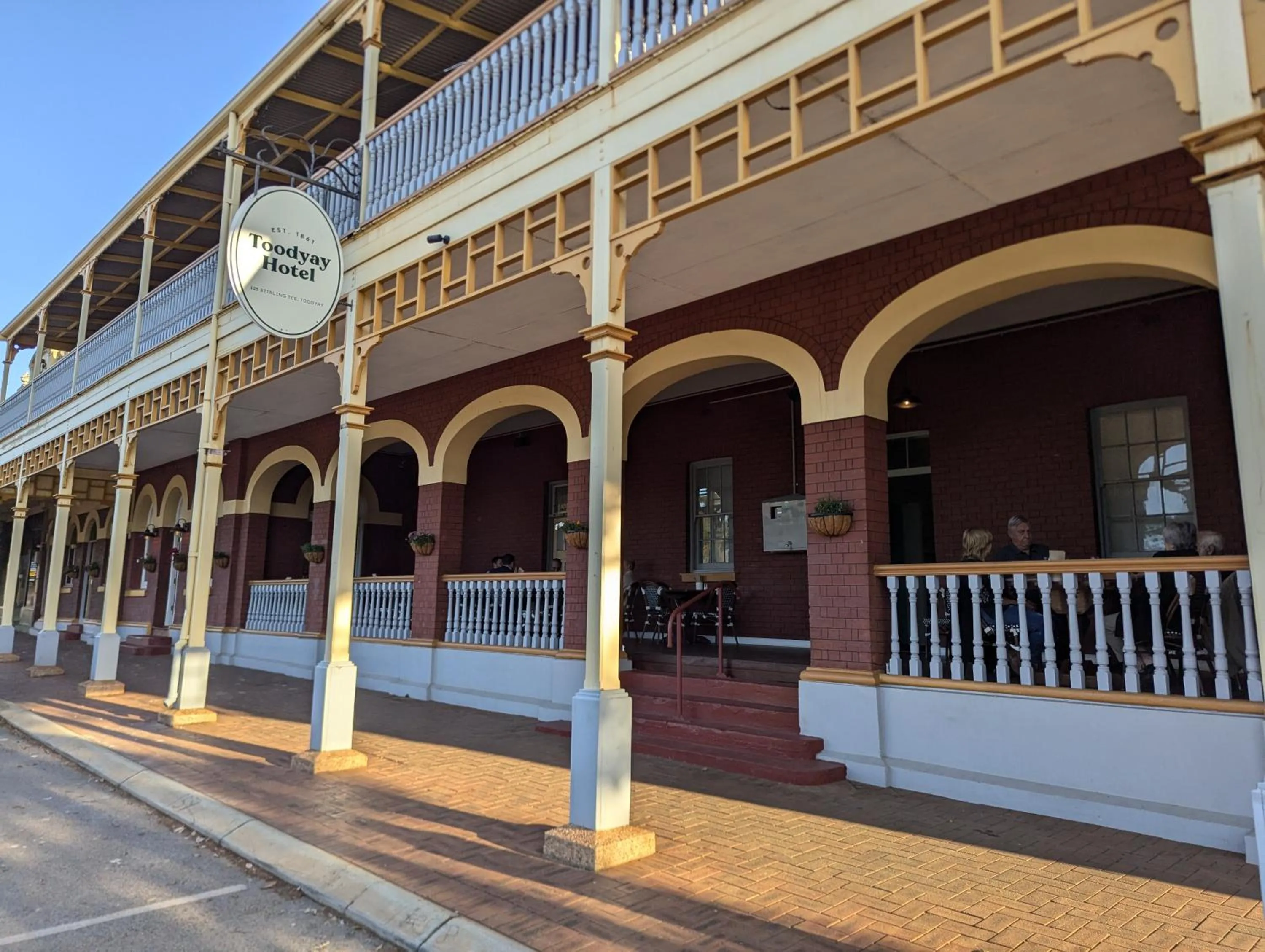 Property building in Toodyay Hotel