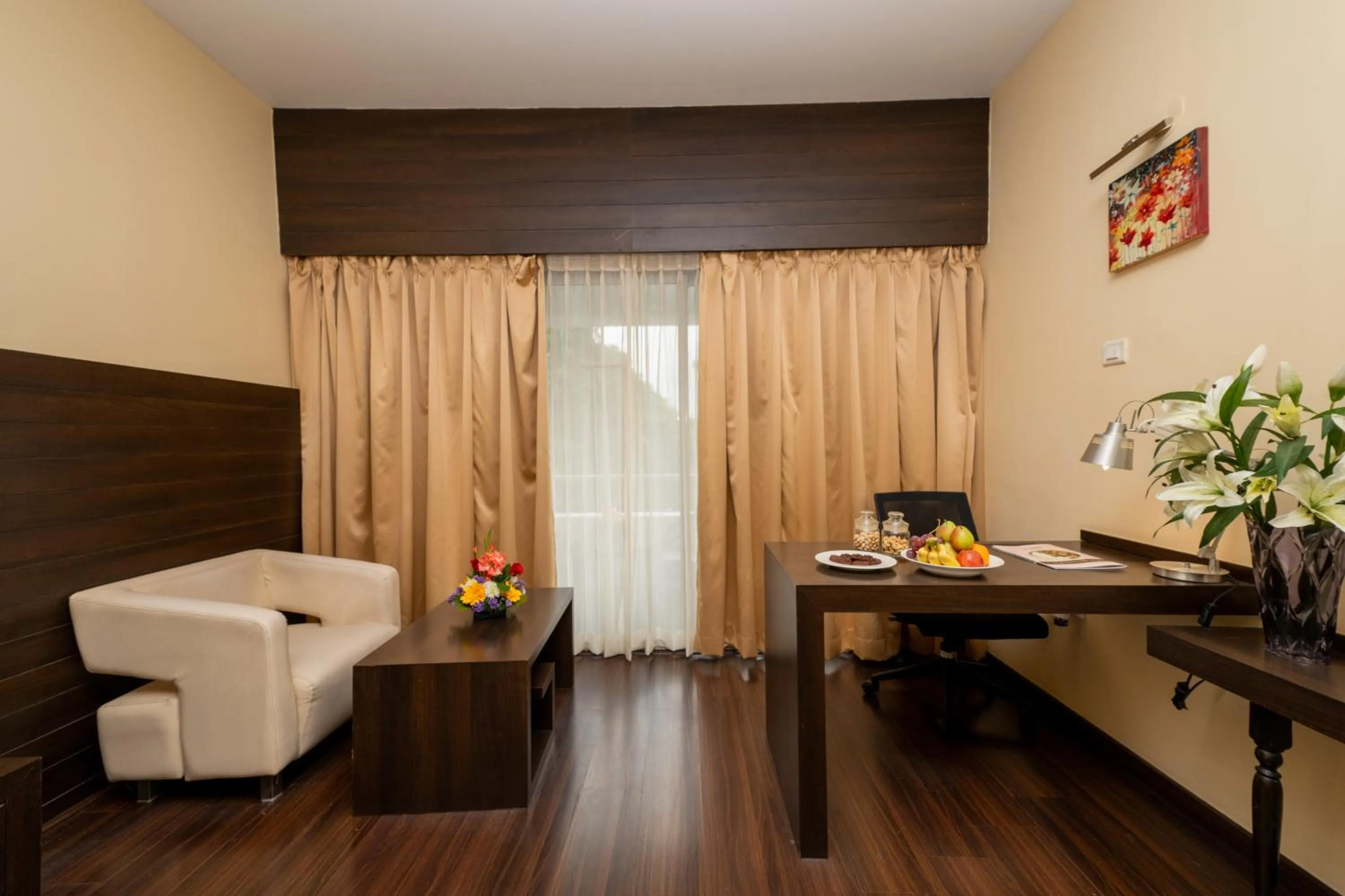 Seating area in THE WOODROSE