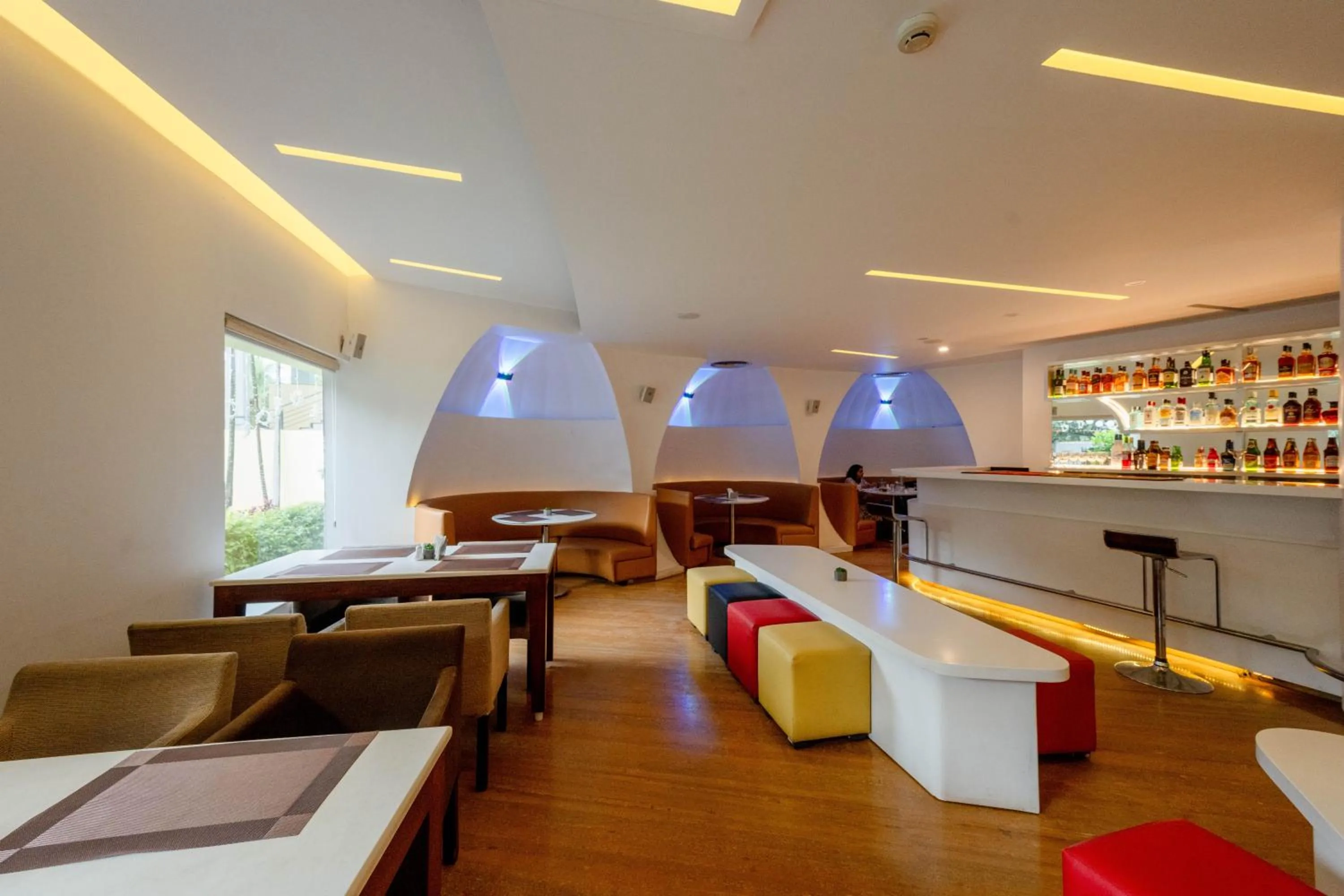 Lounge or bar in THE WOODROSE