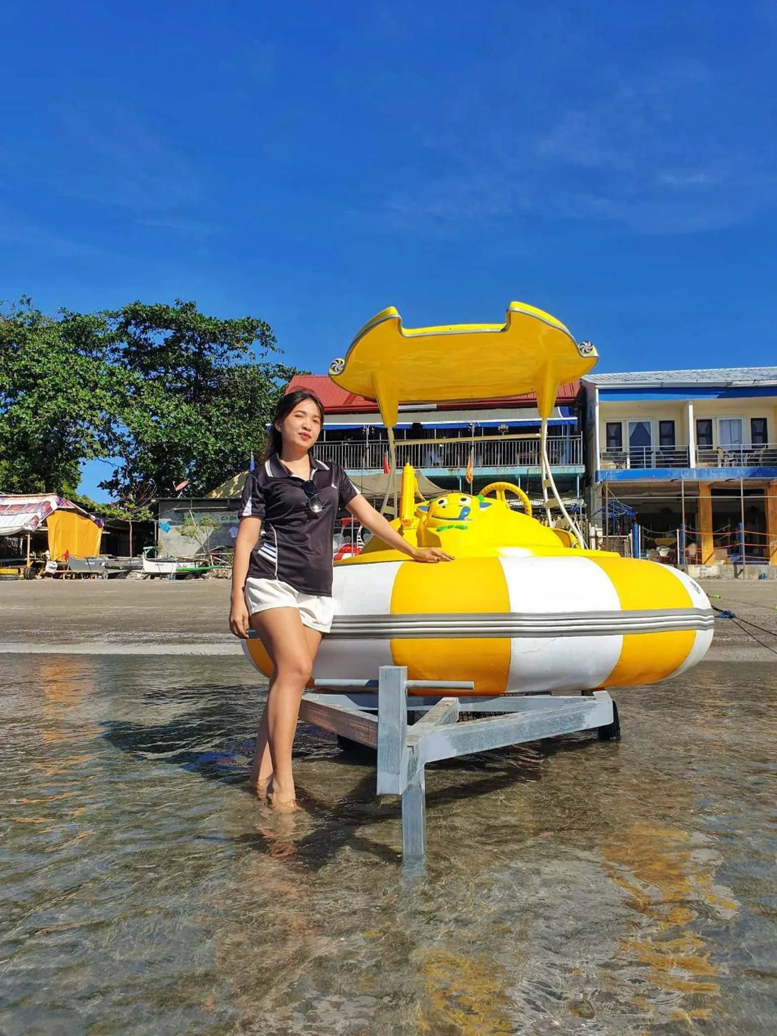 PALM TREE RESORT AND RESTAURANT