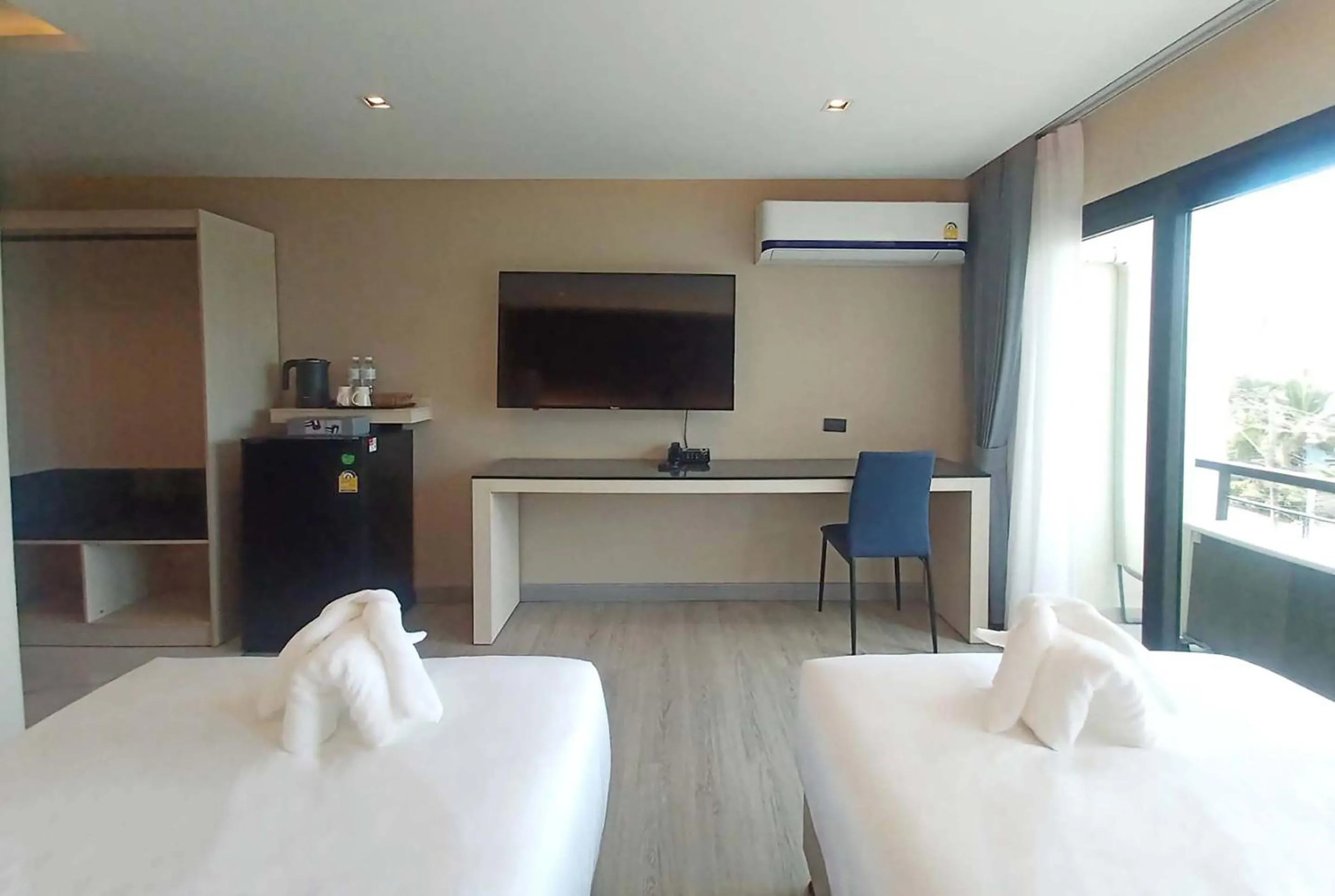 Bed in The 9 Residence Hotel