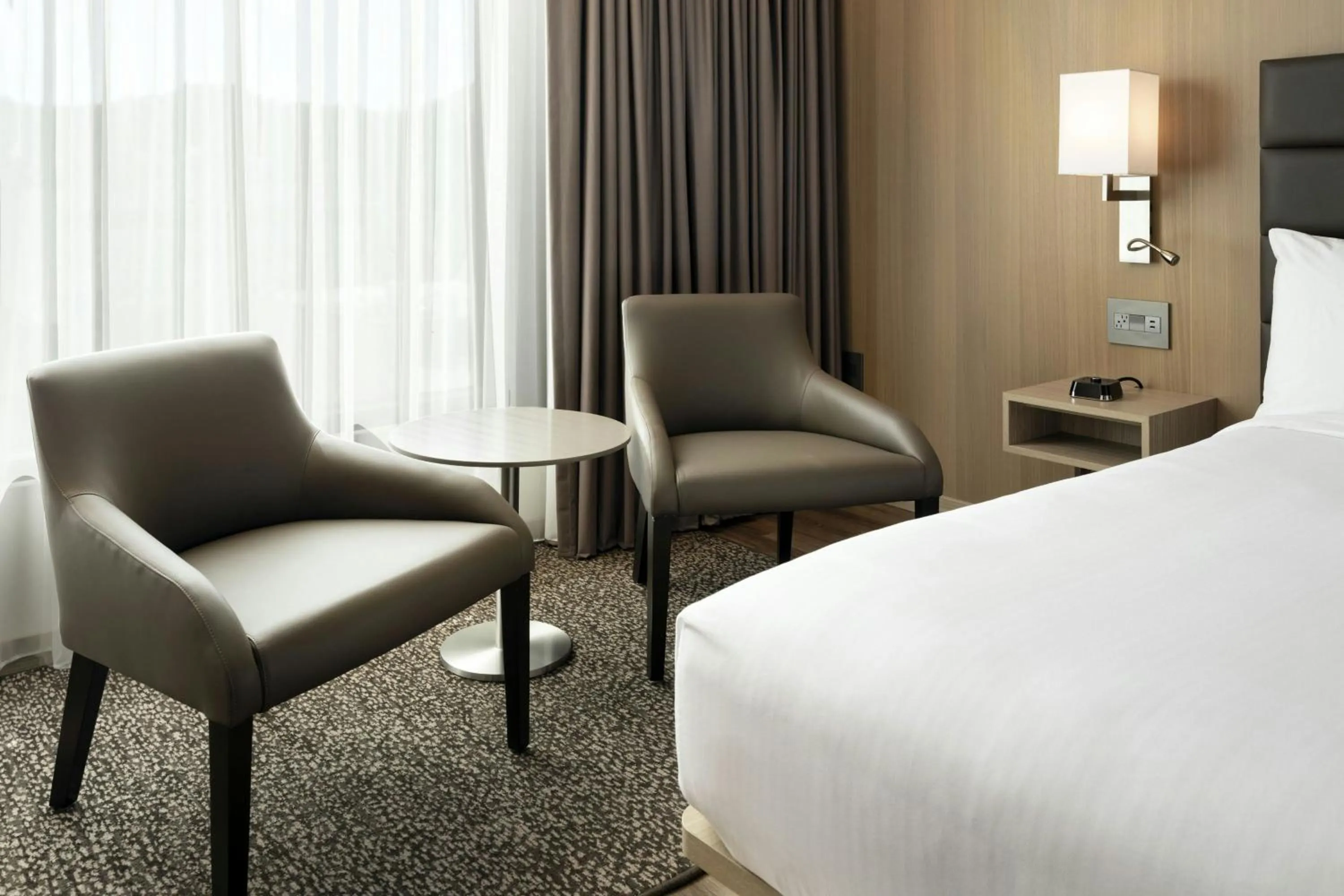 Photo of the whole room, Bed in AC Hotel San Rafael Downtown