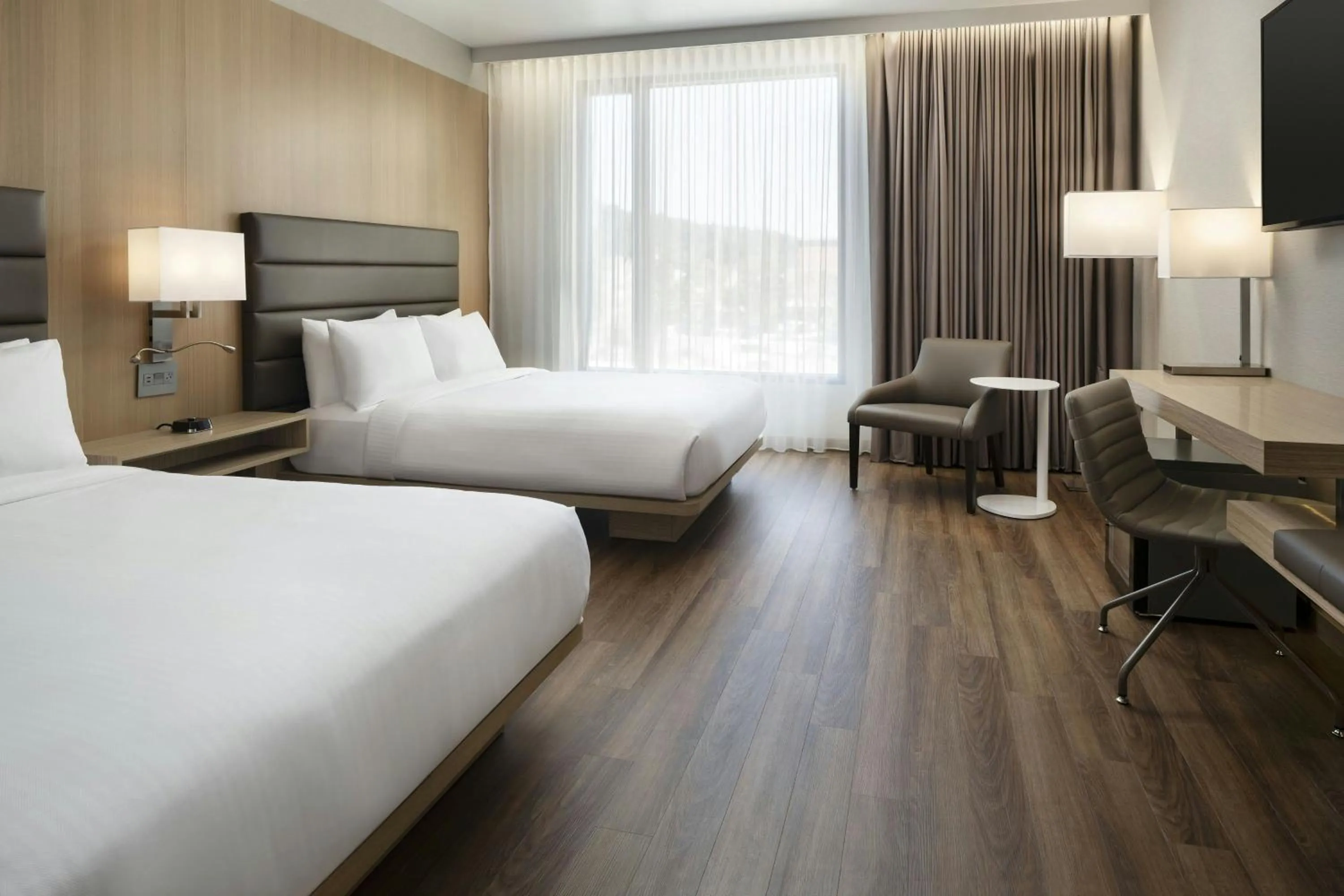 Photo of the whole room, Bed in AC Hotel San Rafael Downtown