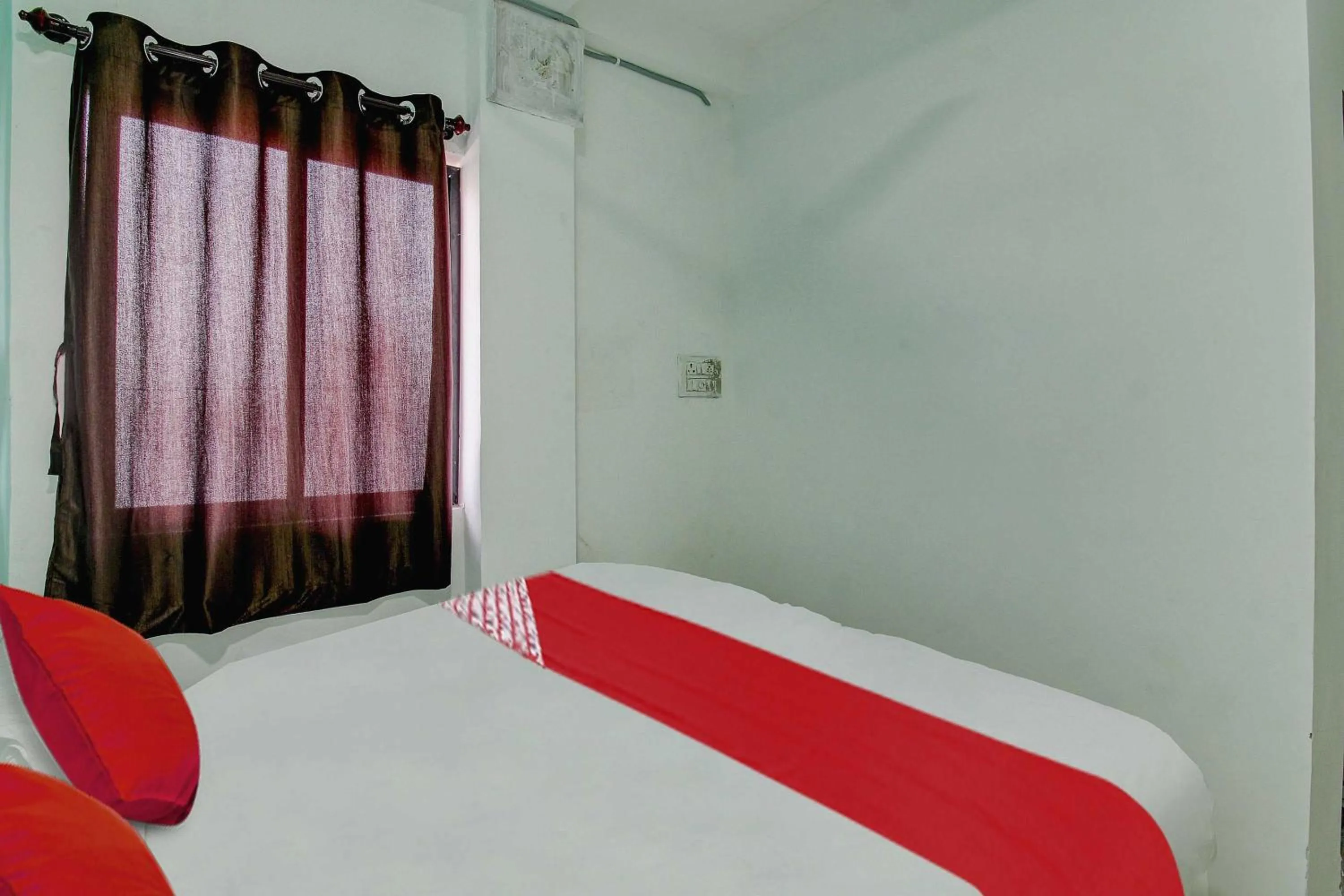 Bedroom, Bed in Hotel O Kings