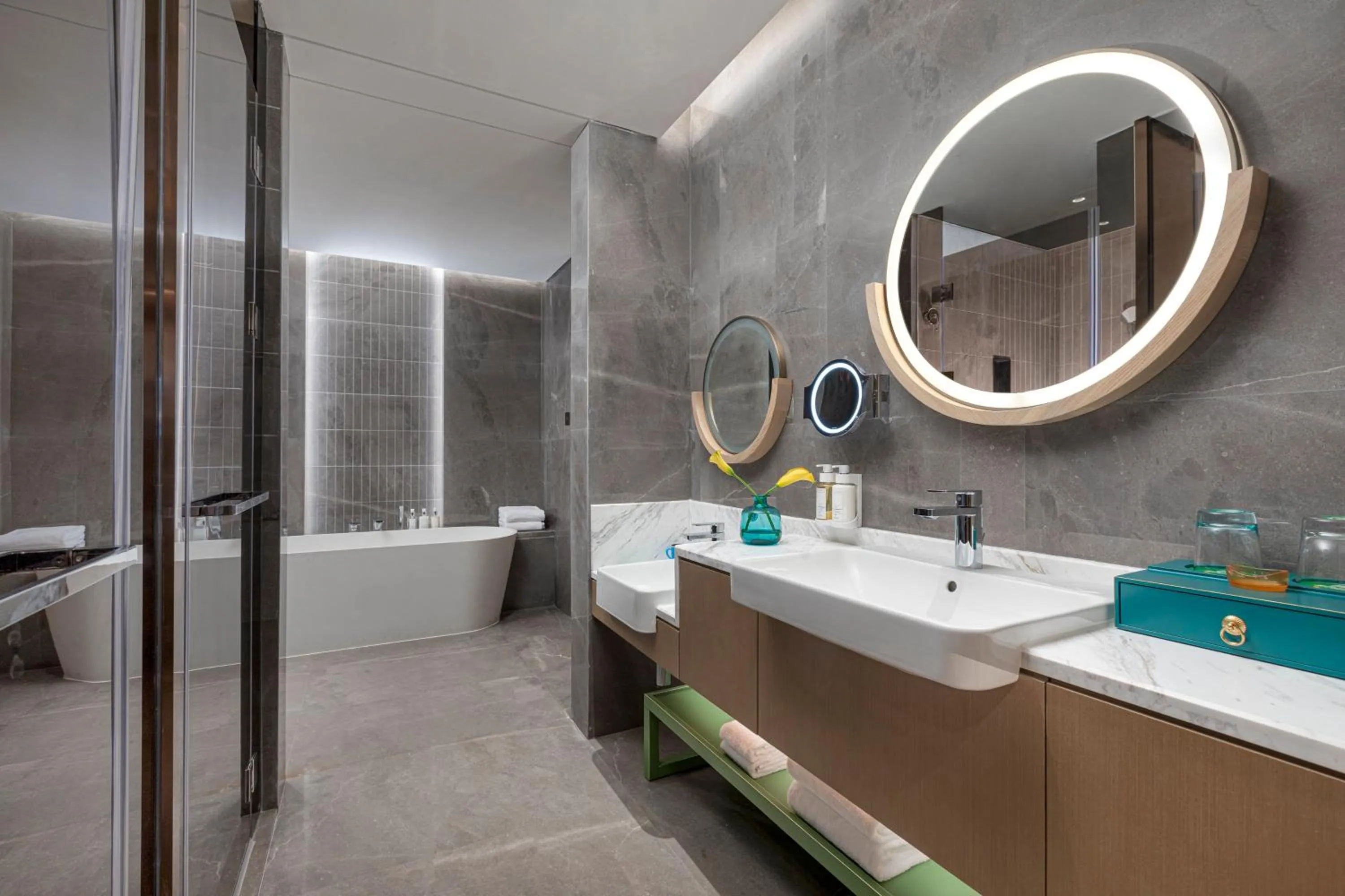 Bathroom in Holiday Inn Deqing Xinshi Ancient Town, an IHG Hotel