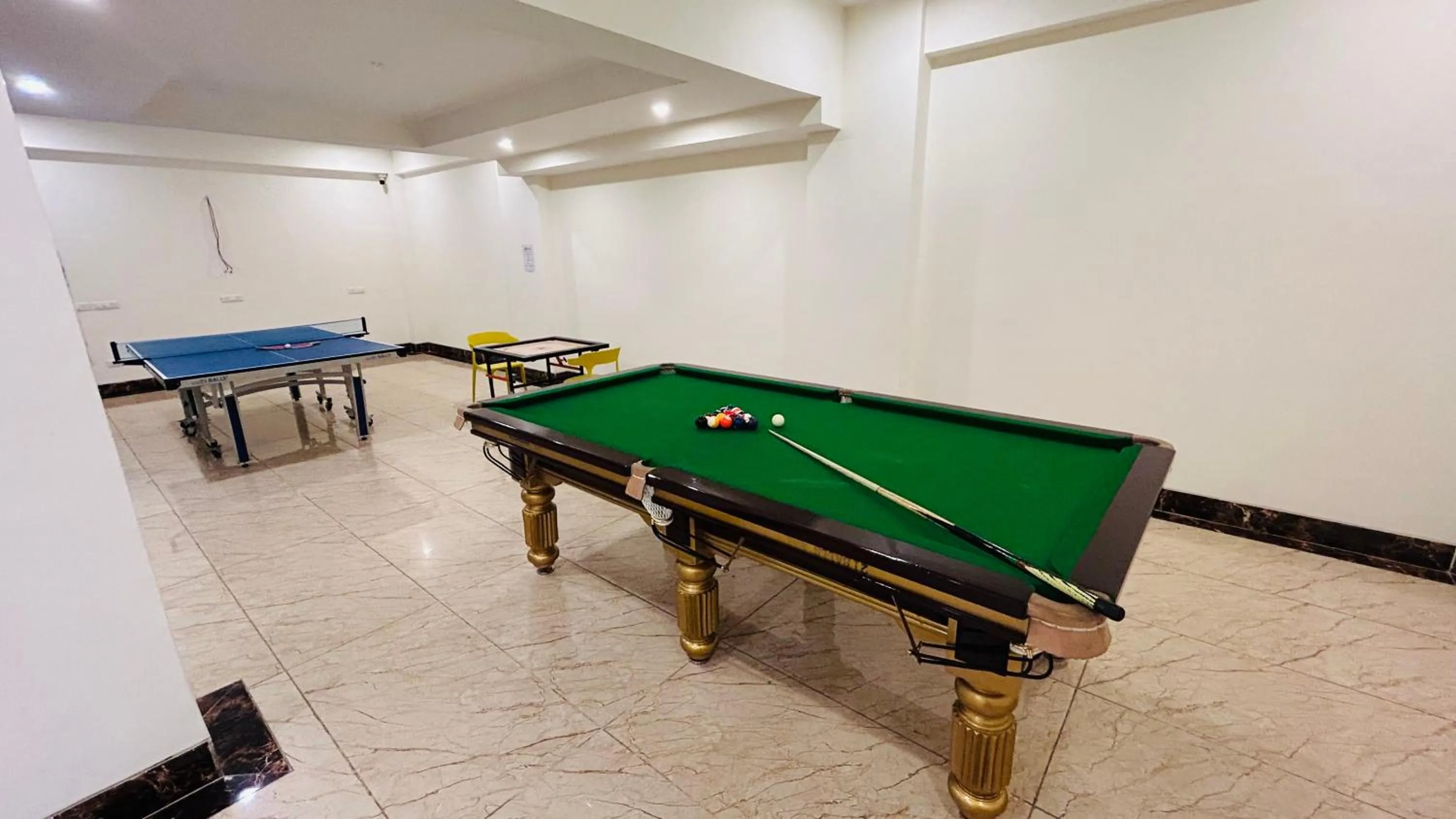 Game Room in Amahi Inn I Signature Towers