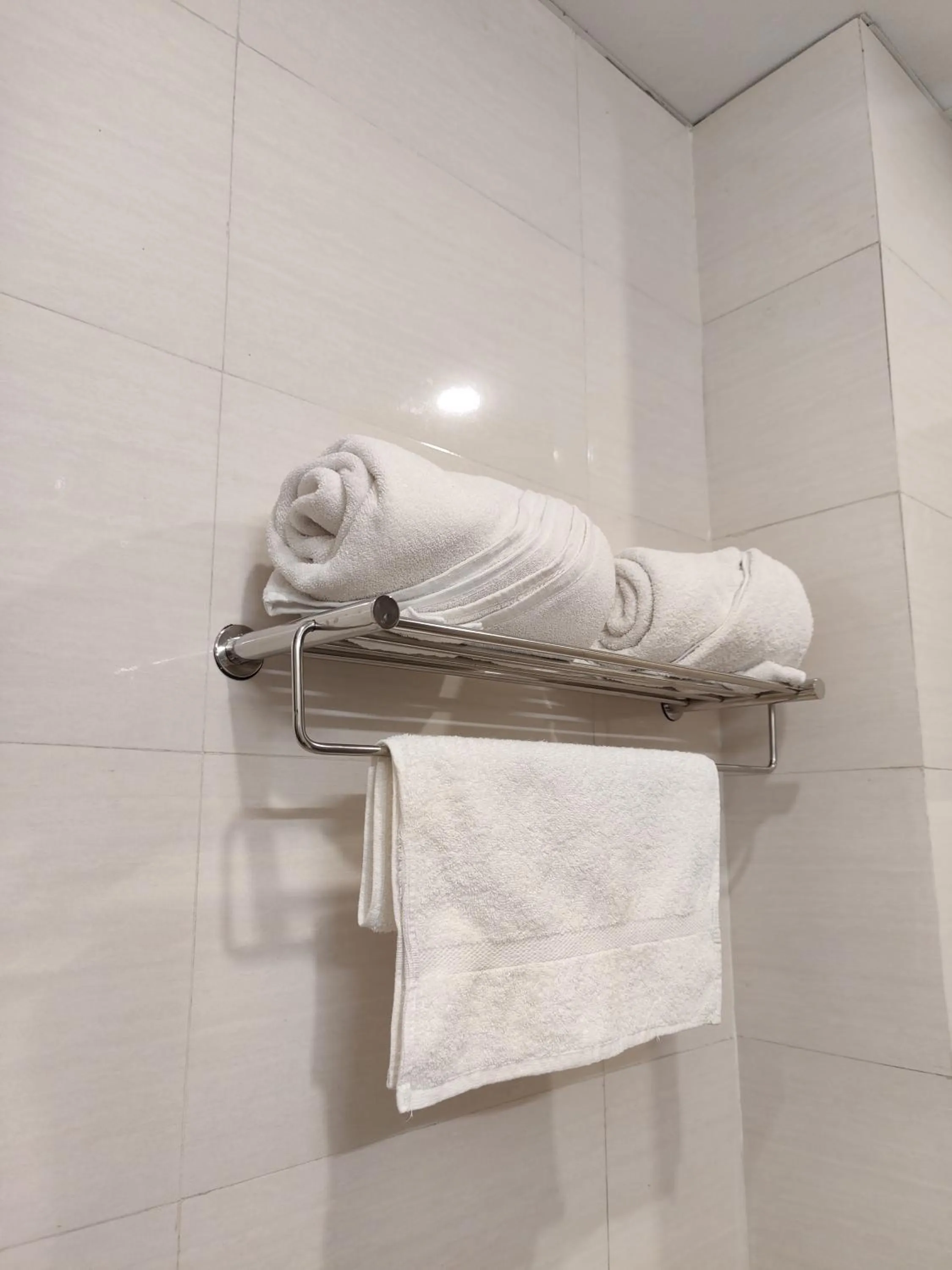 Bathroom in Amahi Inn I Signature Towers