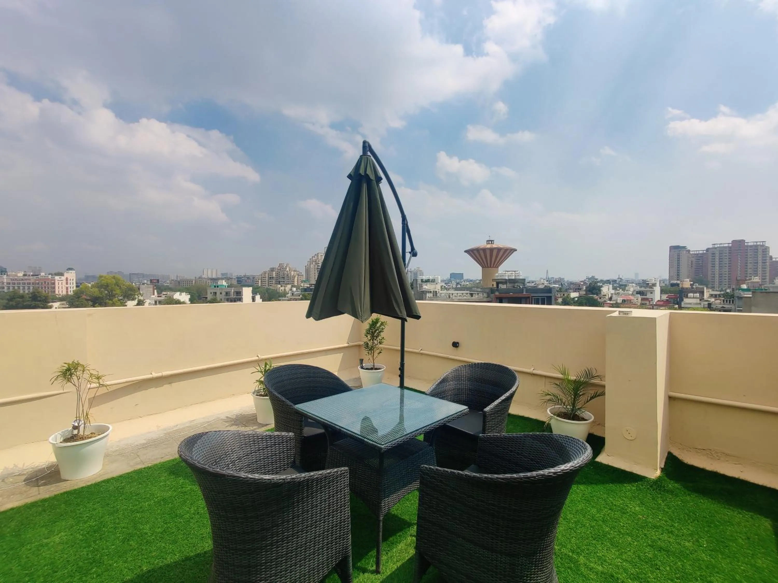 Property building in Amahi Inn I Signature Towers