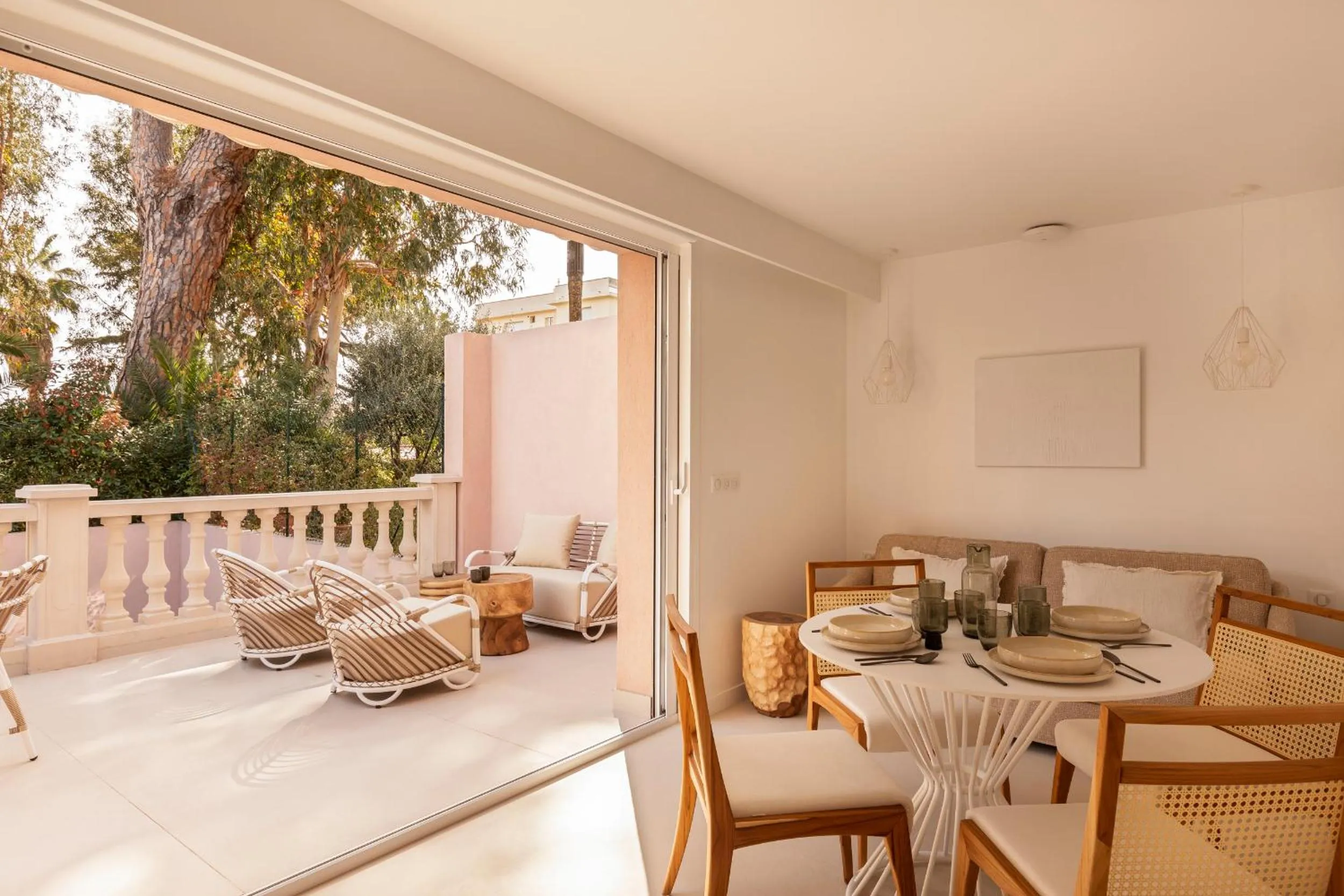 Living room in Maison Carla Rosa Cannes