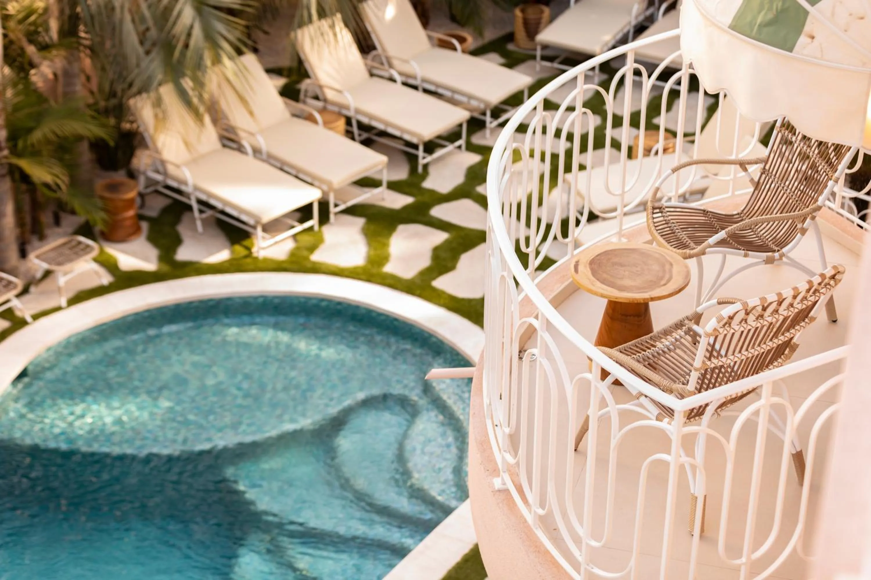 Swimming pool in Maison Carla Rosa Cannes