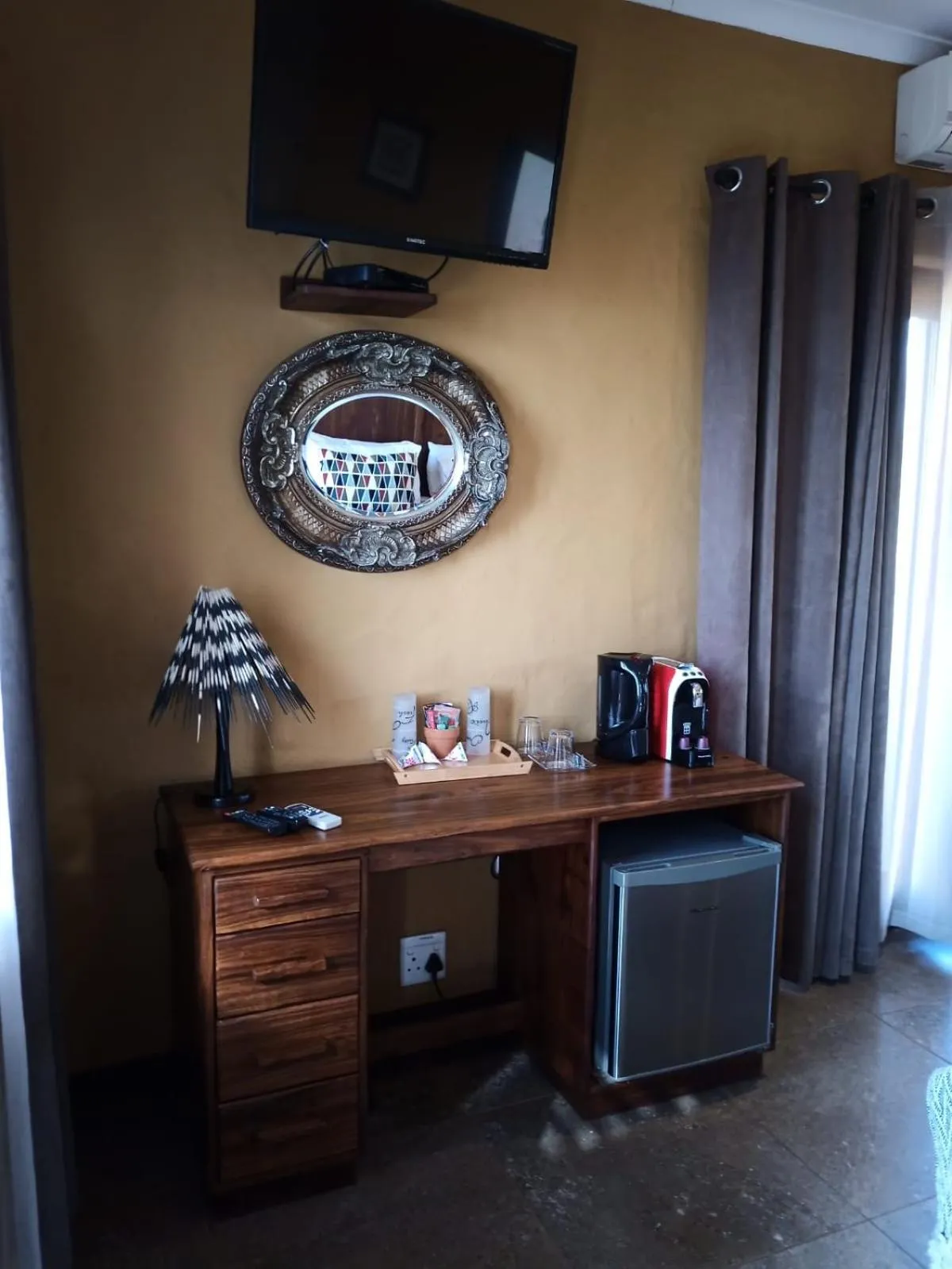 Coffee/tea facilities in Ndlovu Lodge