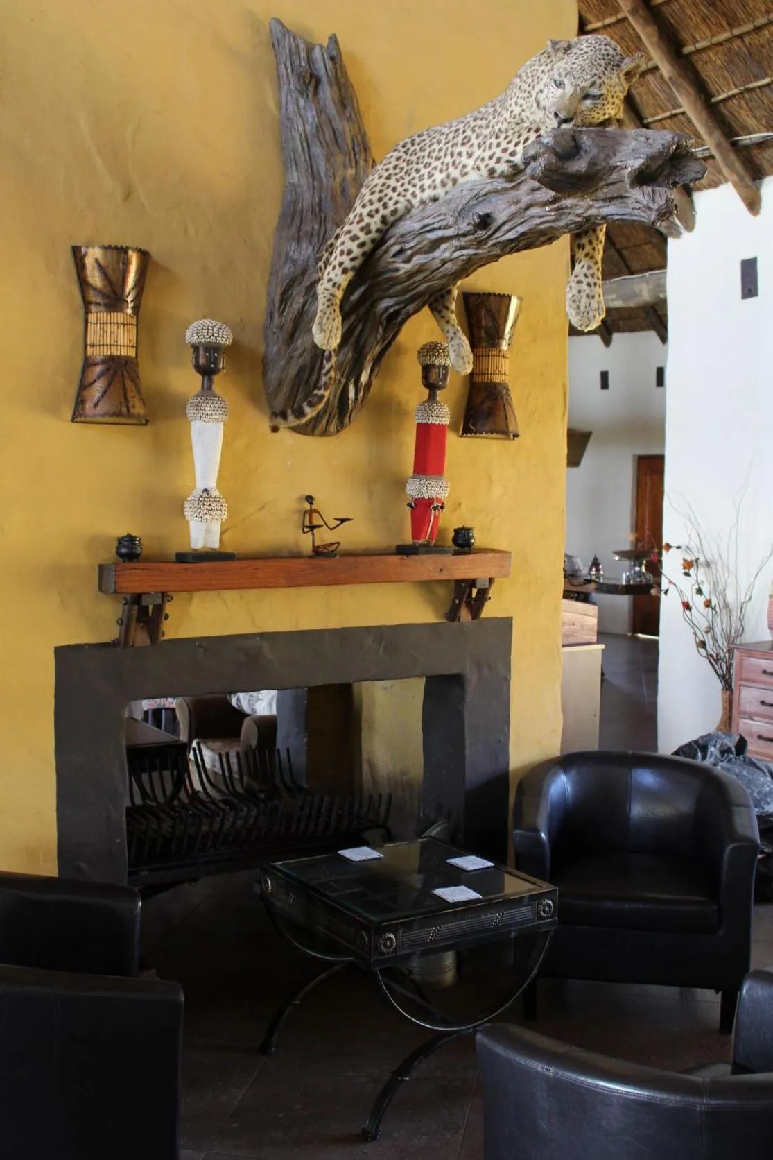 Restaurant/places to eat in Ndlovu Lodge