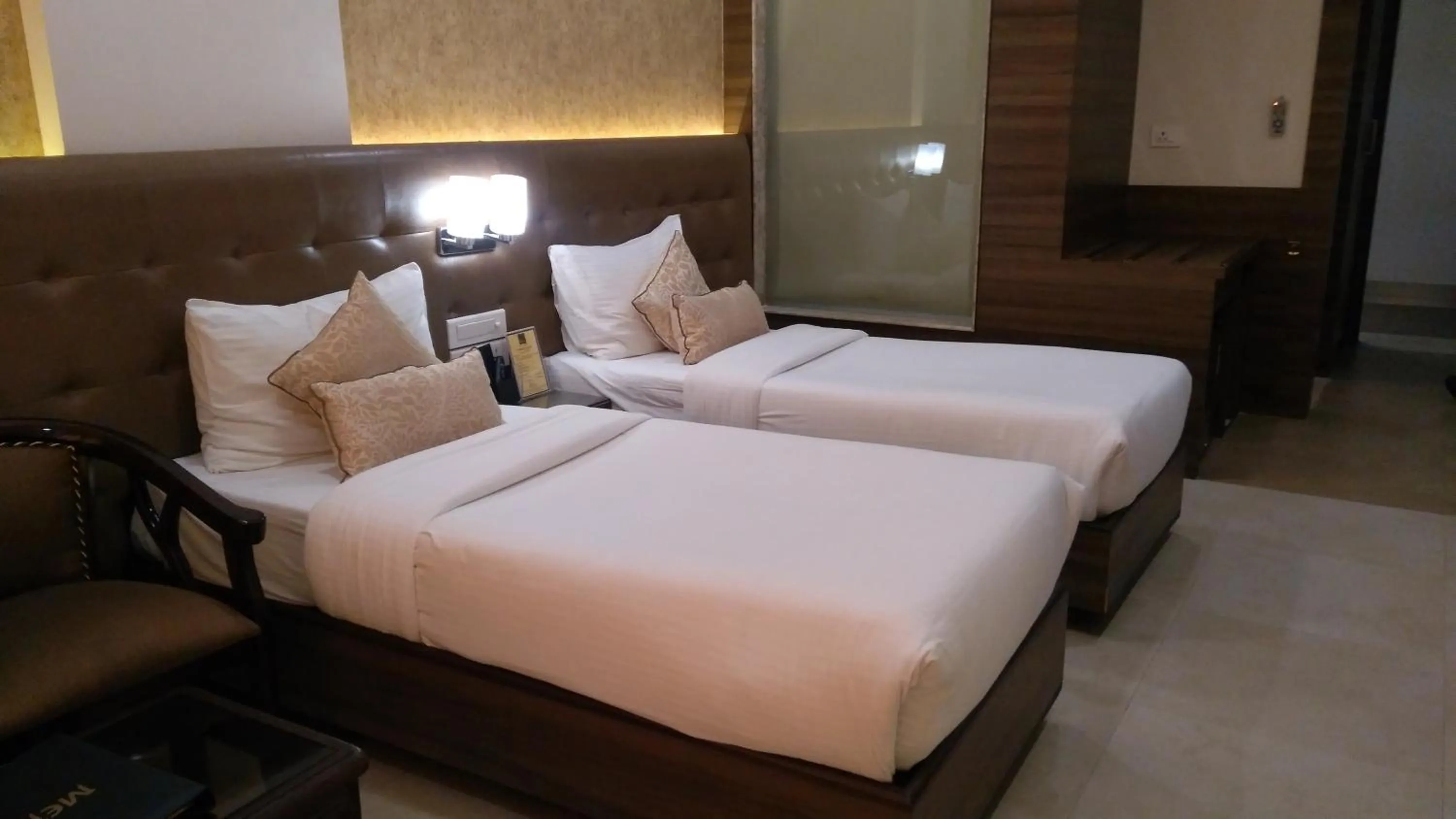 Photo of the whole room, Bed in Hotel Ramaya