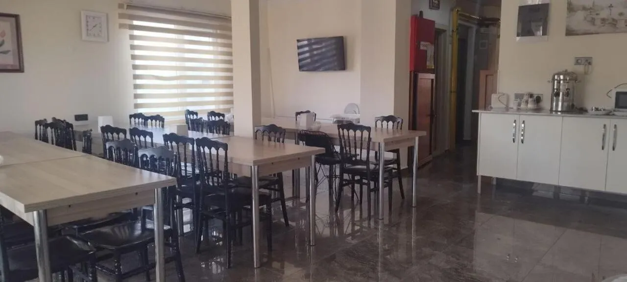 Dining area in GÜNDOĞDU OTEL