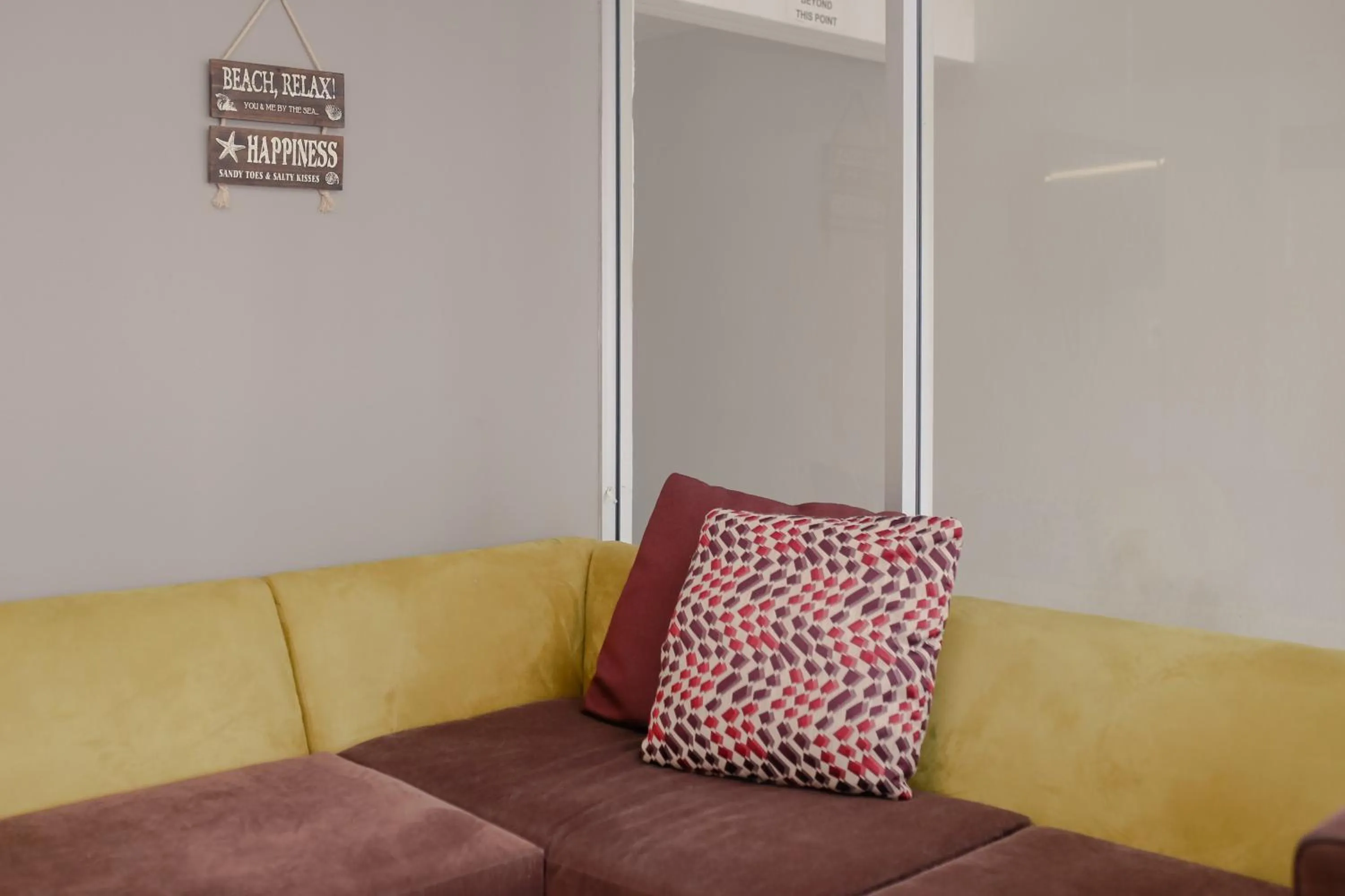 Lobby or reception in Southern Breeze Ocean Front Hotel