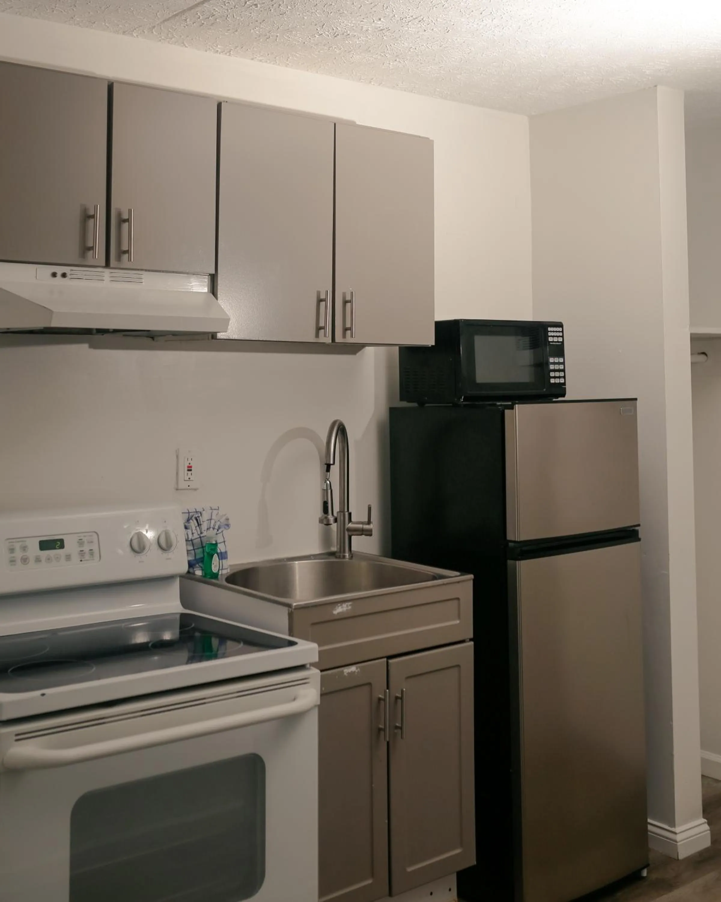 Southern Breeze Ocean Front Hotel