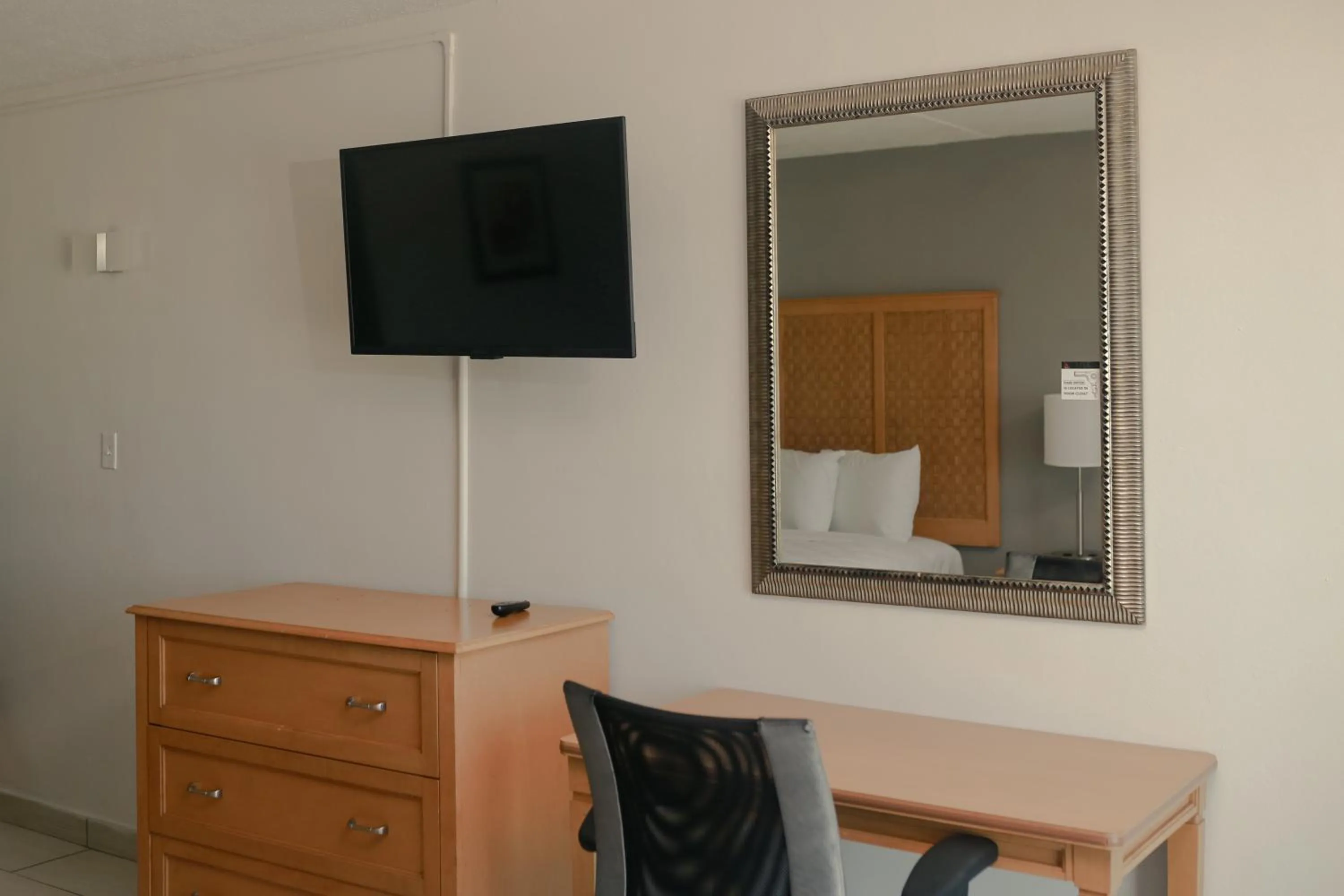 Southern Breeze Ocean Front Hotel