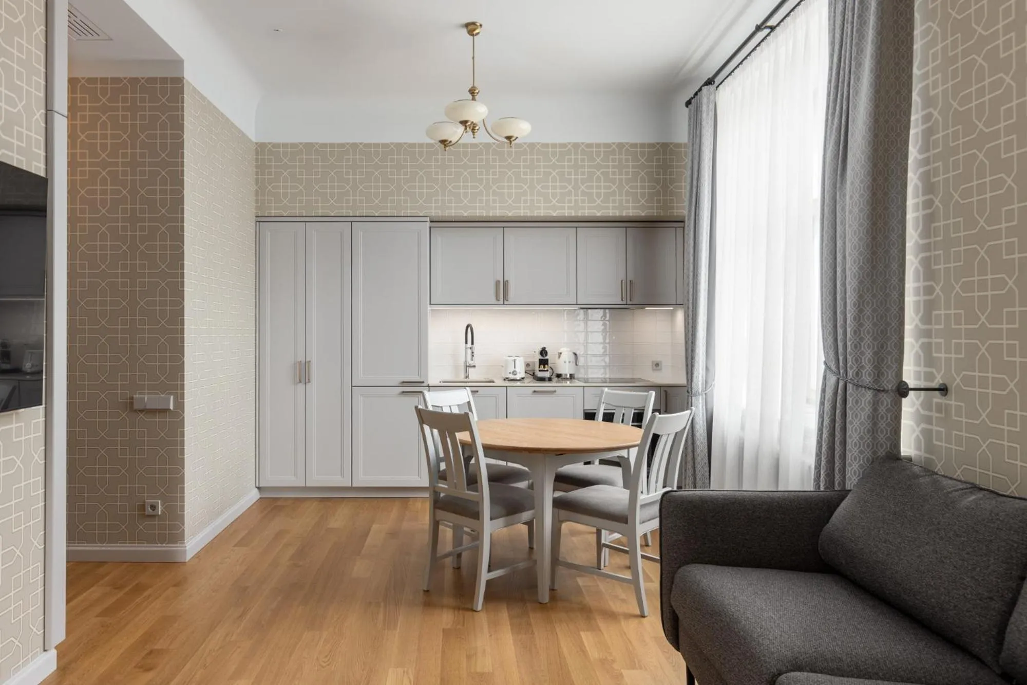 Roze Kūrmājas Residence